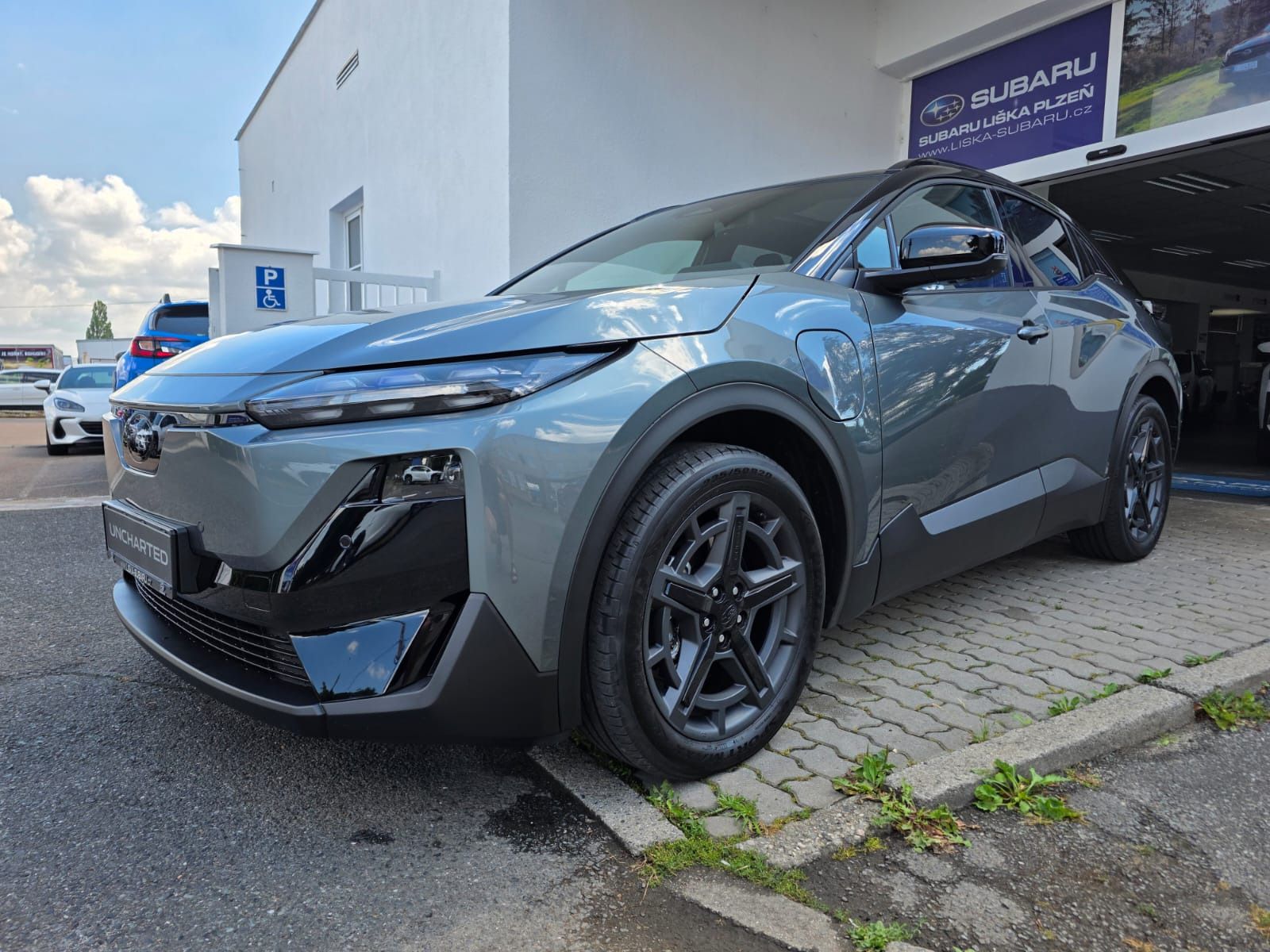 Subaru Uncharted, Touring TT MY 2026