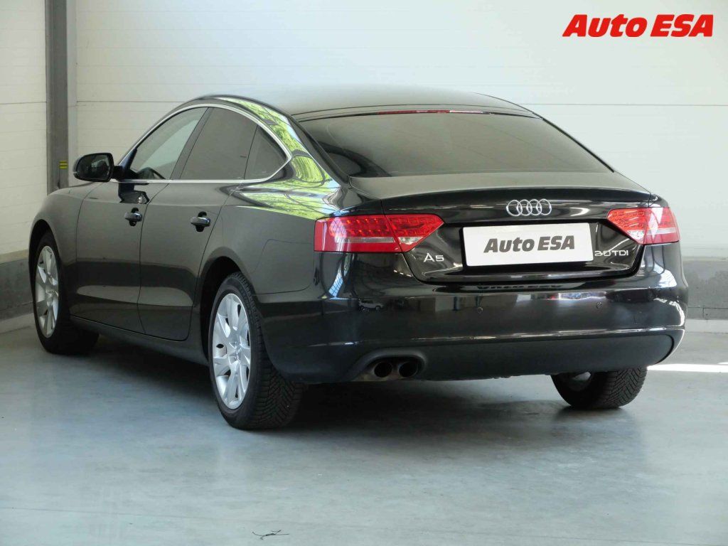 Audi A5, 2.0TDI - fotka 6