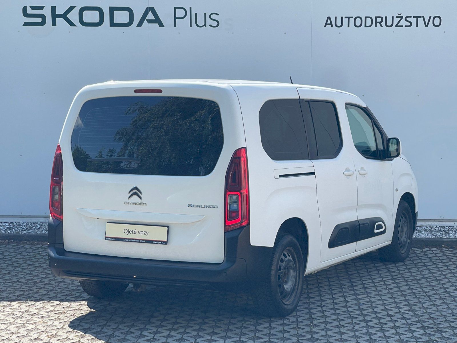 Citroën Berlingo, Multispace 1.5 BlueHDi / 96 kW - fotka 2