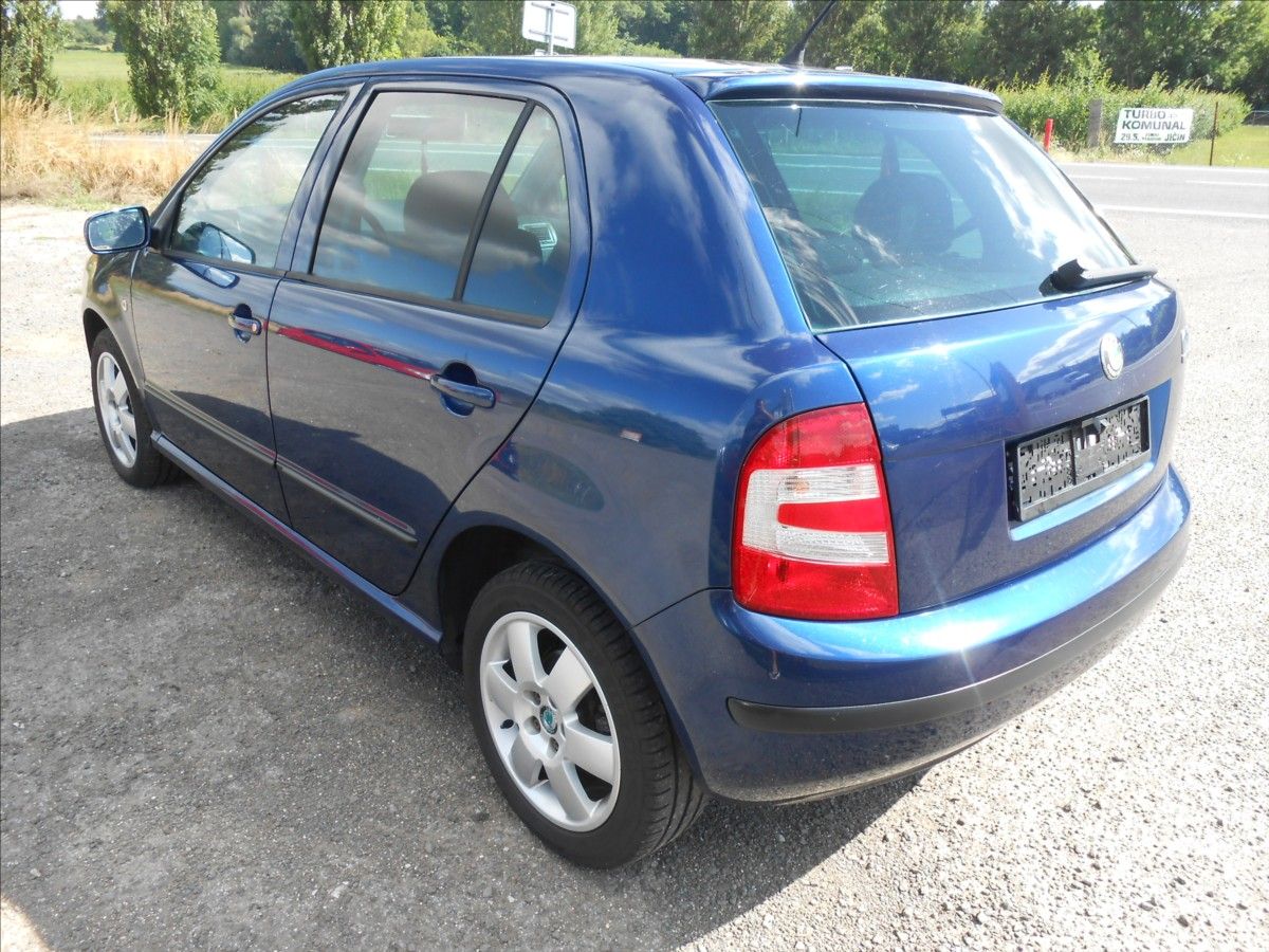 Škoda Fabia, 2,0 MPi 85 kW KLIMA Serviska - fotka 4