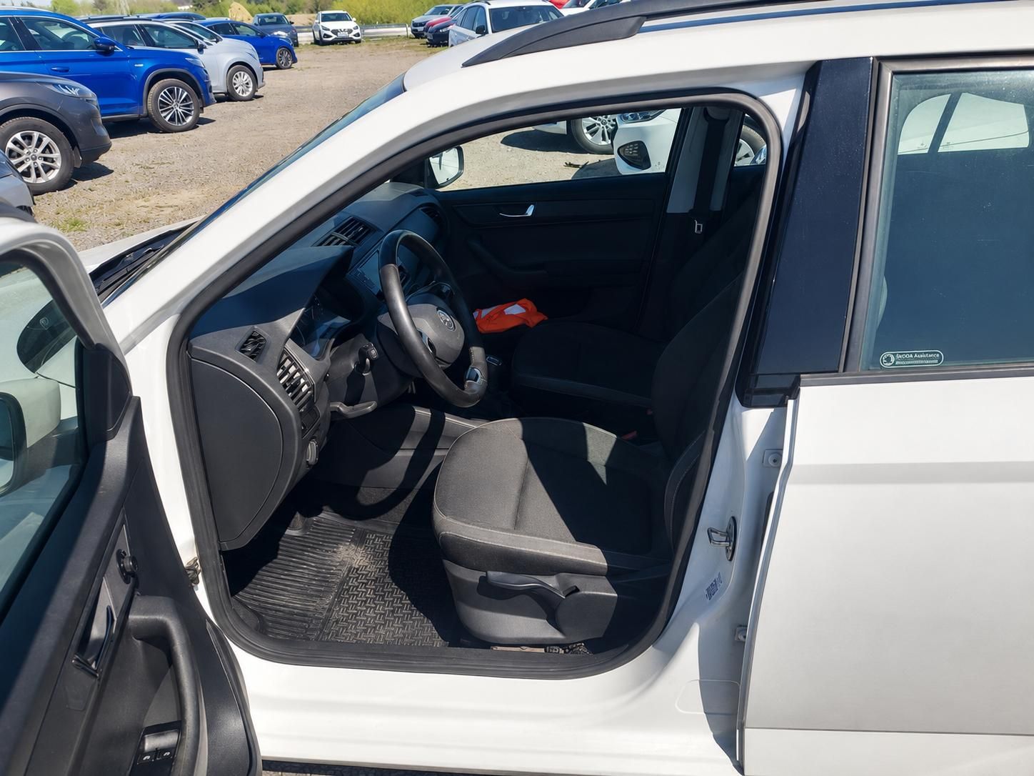 Škoda Fabia, Ambition 1,0 TSI 70 kW 5M - fotka 5