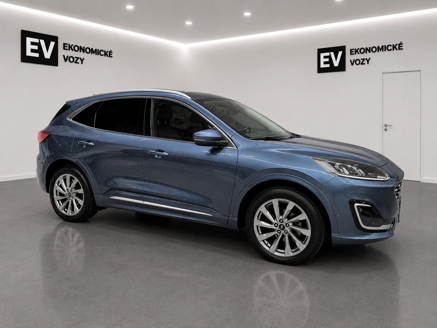 Ford Kuga, 2.5 HEV,4x4,VIGNALE,CZ! - fotka 4