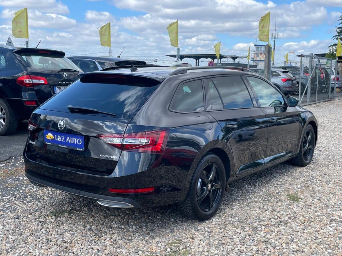 Škoda Superb, 1,4 TSi DSG SportLine - fotka 6
