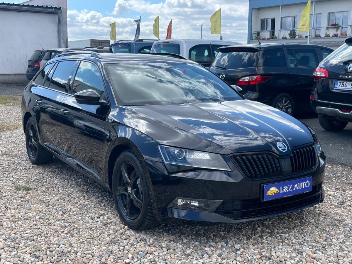 Škoda Superb, 1,4 TSi DSG SportLine - fotka 3