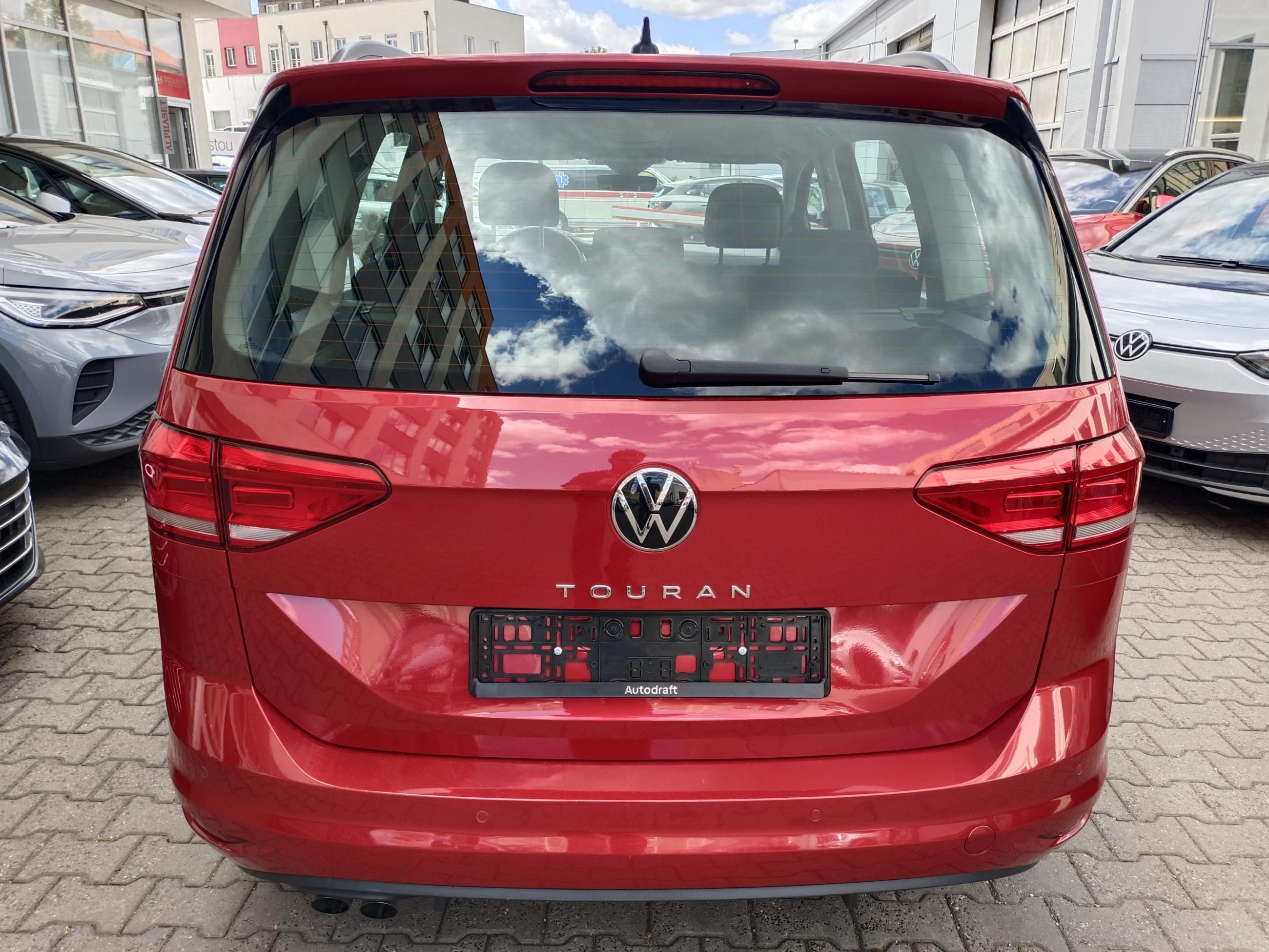 Volkswagen Touran, 2.0 TDI 110kW DSG / ALU 16" - fotka 5