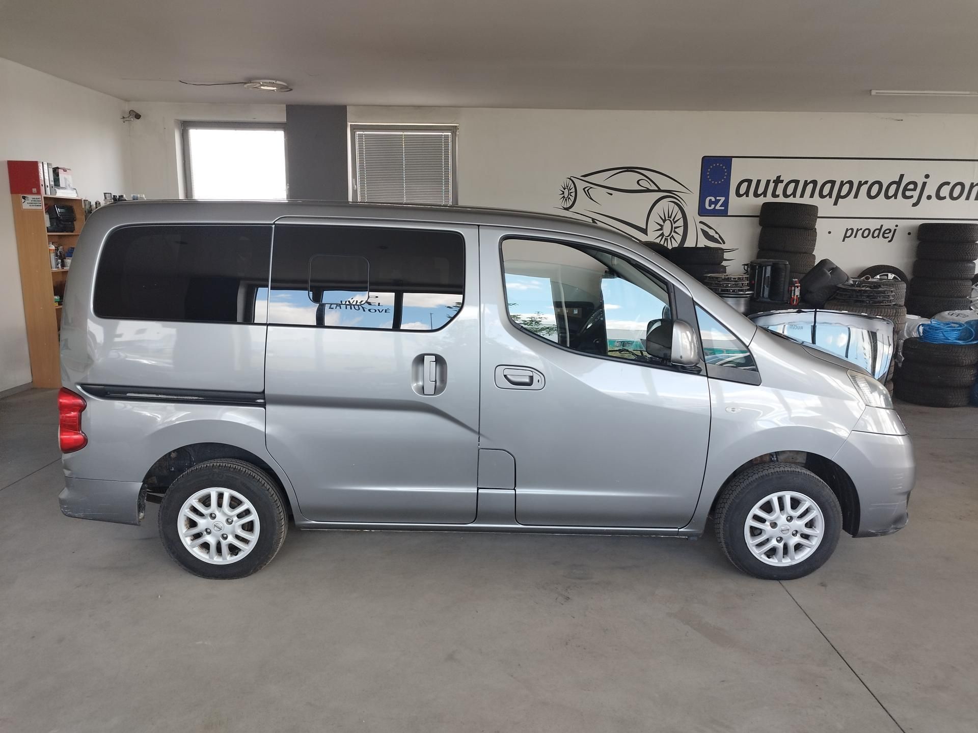 Nissan NV200, 1,5DCI,81KW,7MÍST,ALU,NAVI - fotka 4