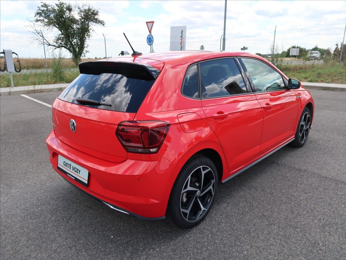 Volkswagen Polo, 1,0 TSi DSG R-Line NAVI ČR - fotka 2