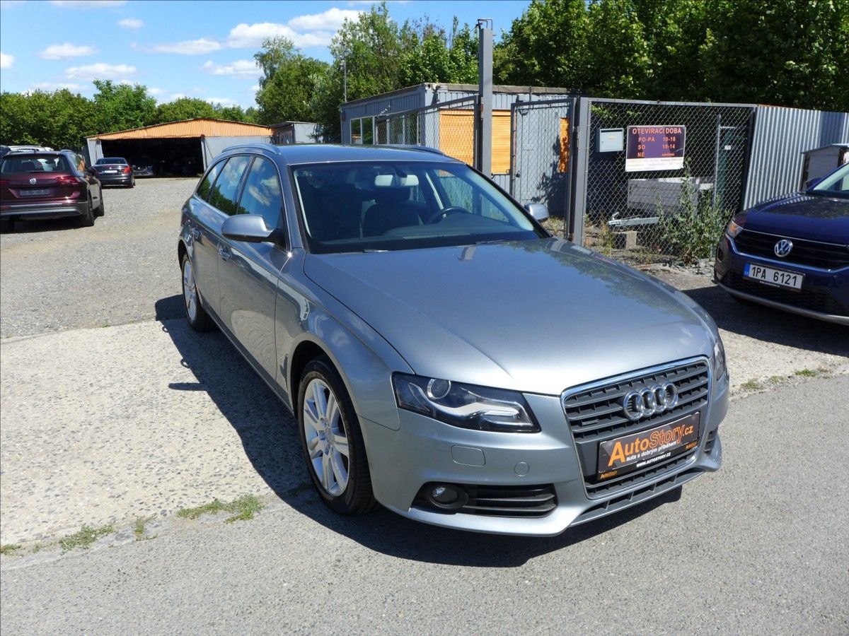 Audi A4, 2,0 TDI  QUATTRO 1.MAJITEL - fotka 4