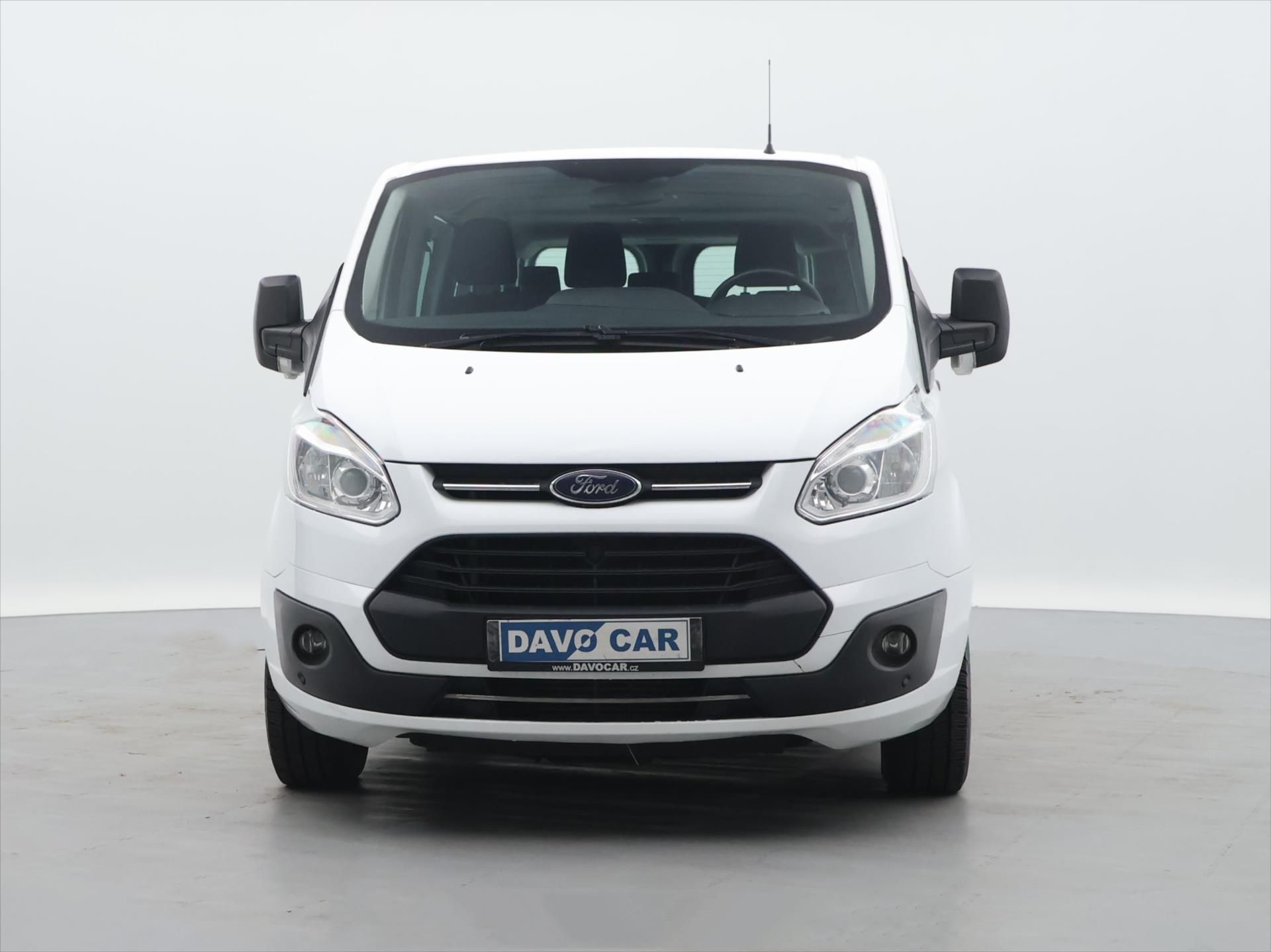 Ford Transit Custom, 2,0 TDCi 96kW 6-Míst CZ DPH - fotka 2