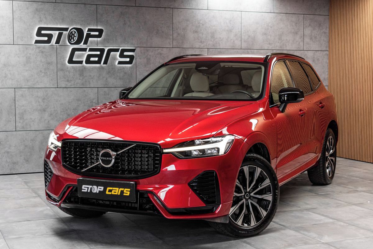 Volvo XC60, B5 184kW DARK PLUS*DPH*ČR 1.M*