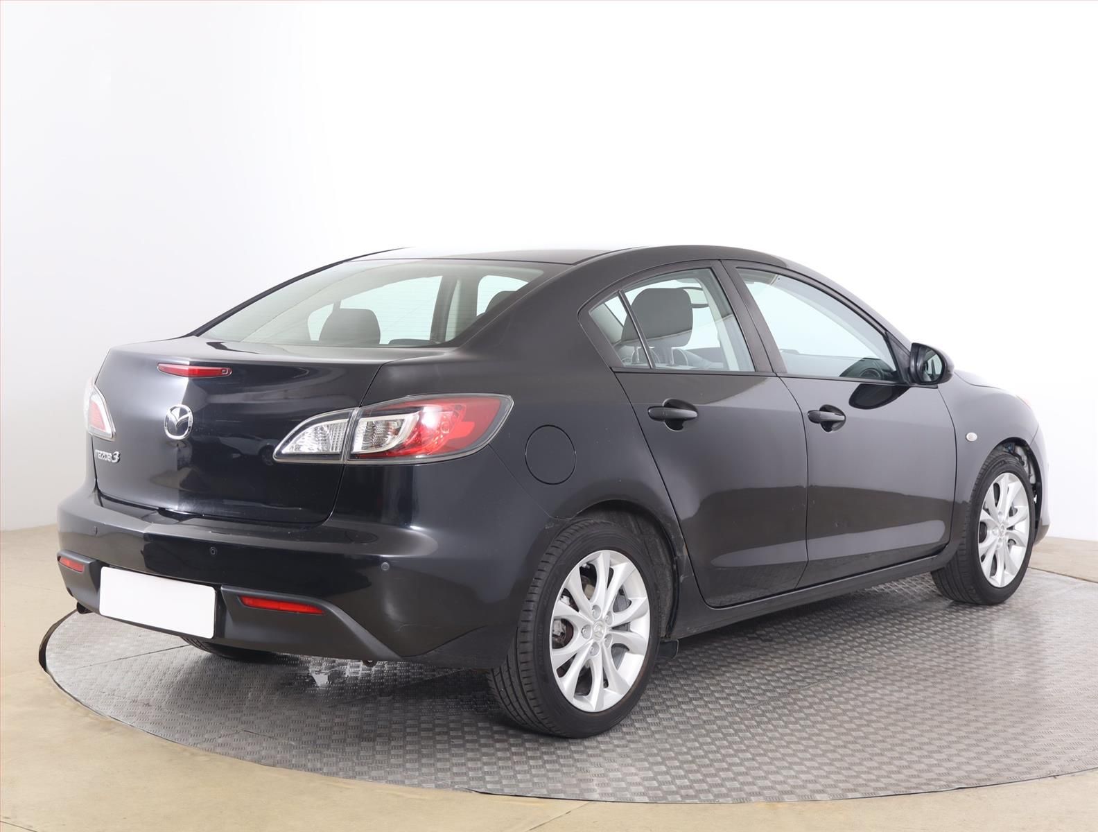 Mazda 3, 1.6 - fotka 5