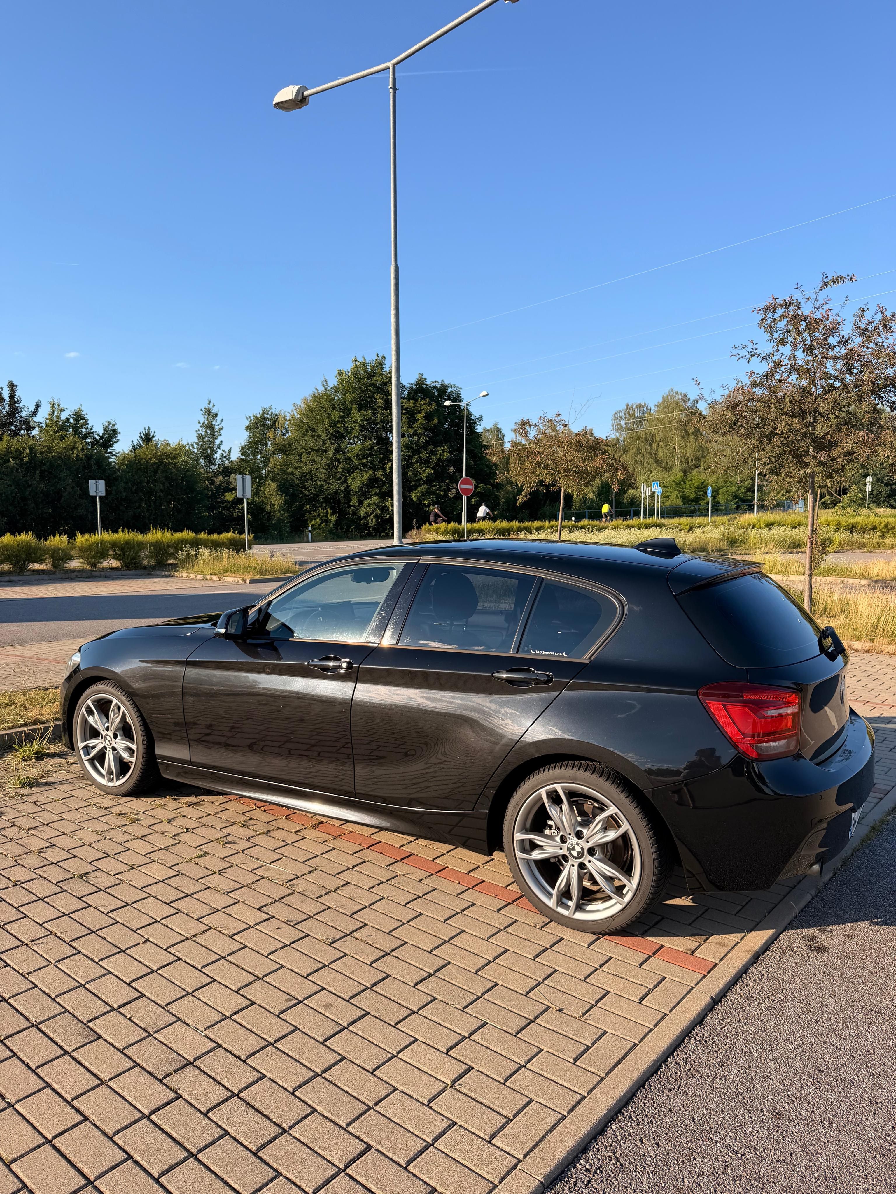 BMW Řada 1, BMW 116i F20 100Kw 2012 - fotka 4