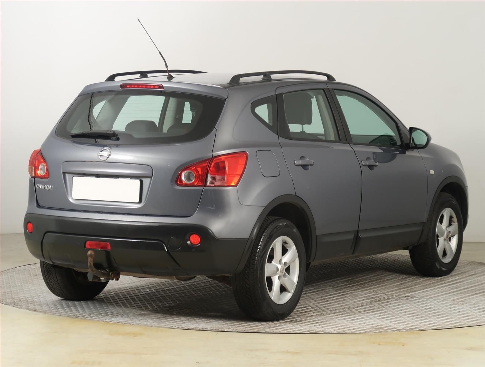 Nissan Qashqai, 1.6, po STK, Tažné - fotka 5