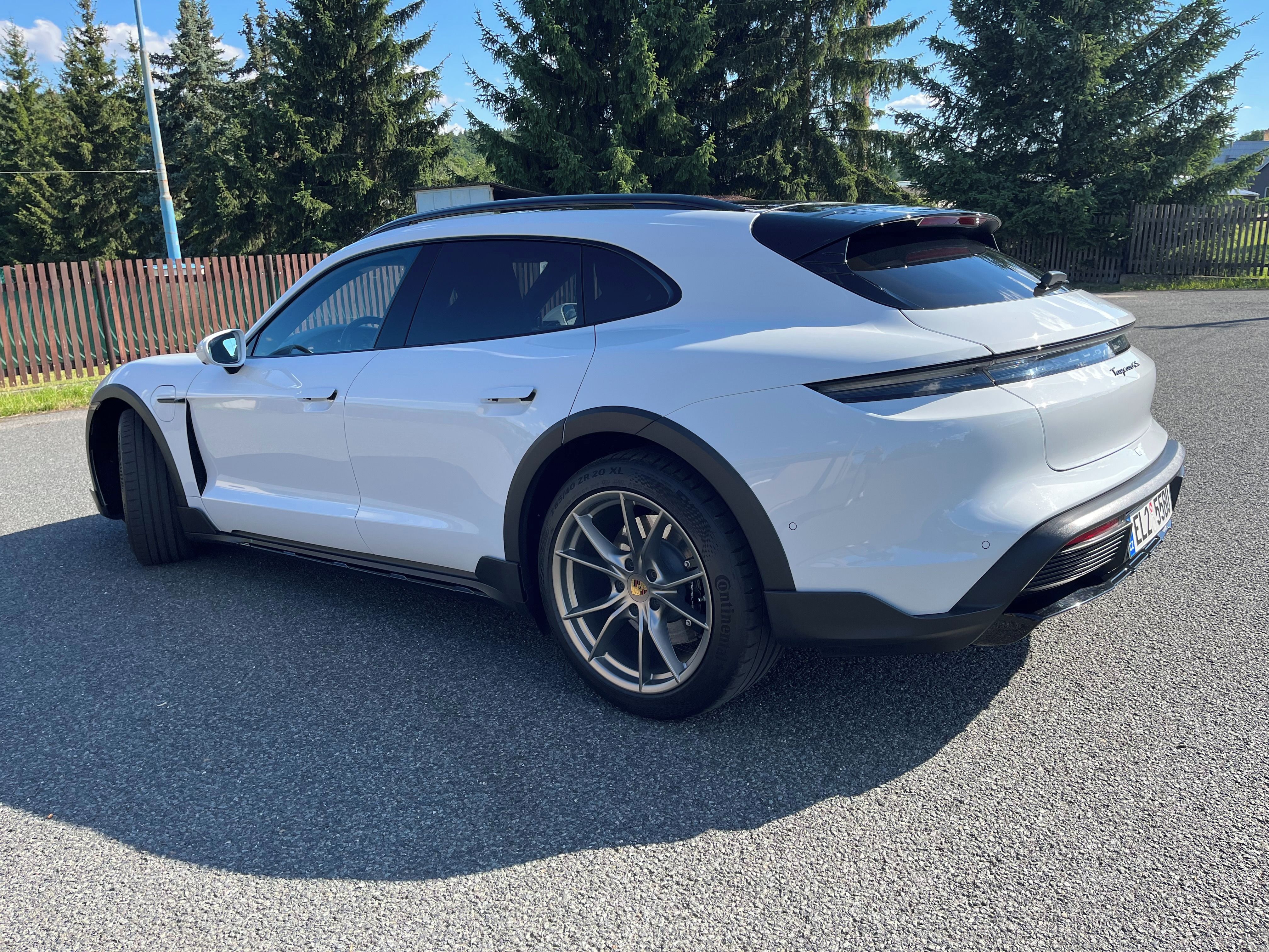 Porsche Taycan, Porsche Taycan 4S - fotka 2