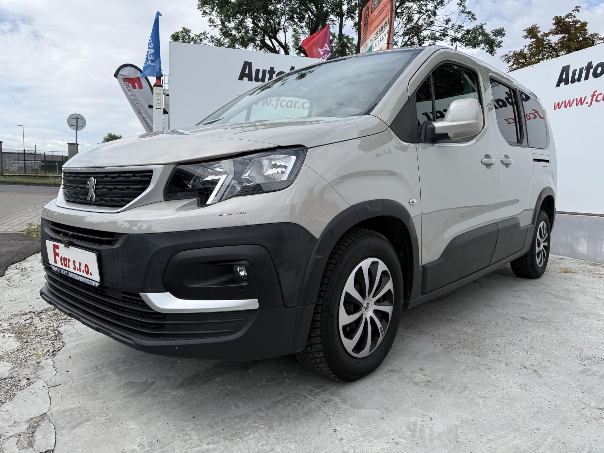 Peugeot Rifter, 1.2 PureTech 7 míst ser.knížka - fotka 3