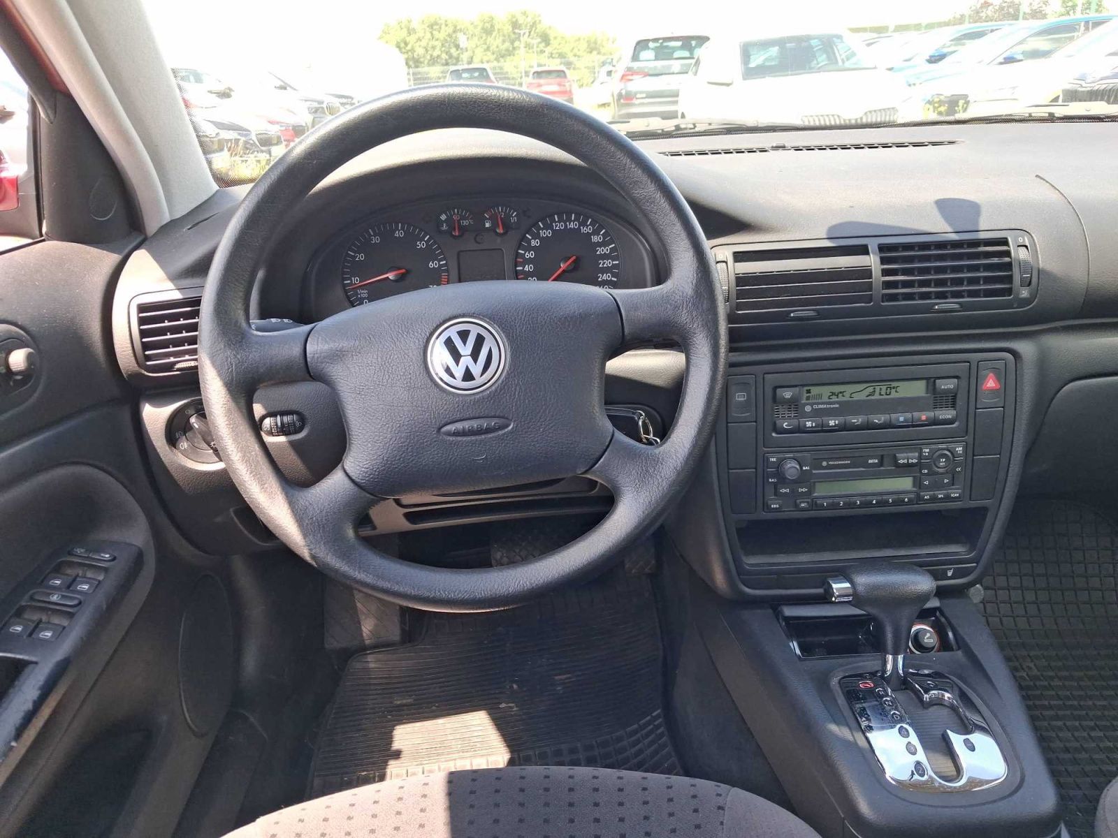 Volkswagen Passat, 1.8 T, Automat, Serv.kniha - fotka 3