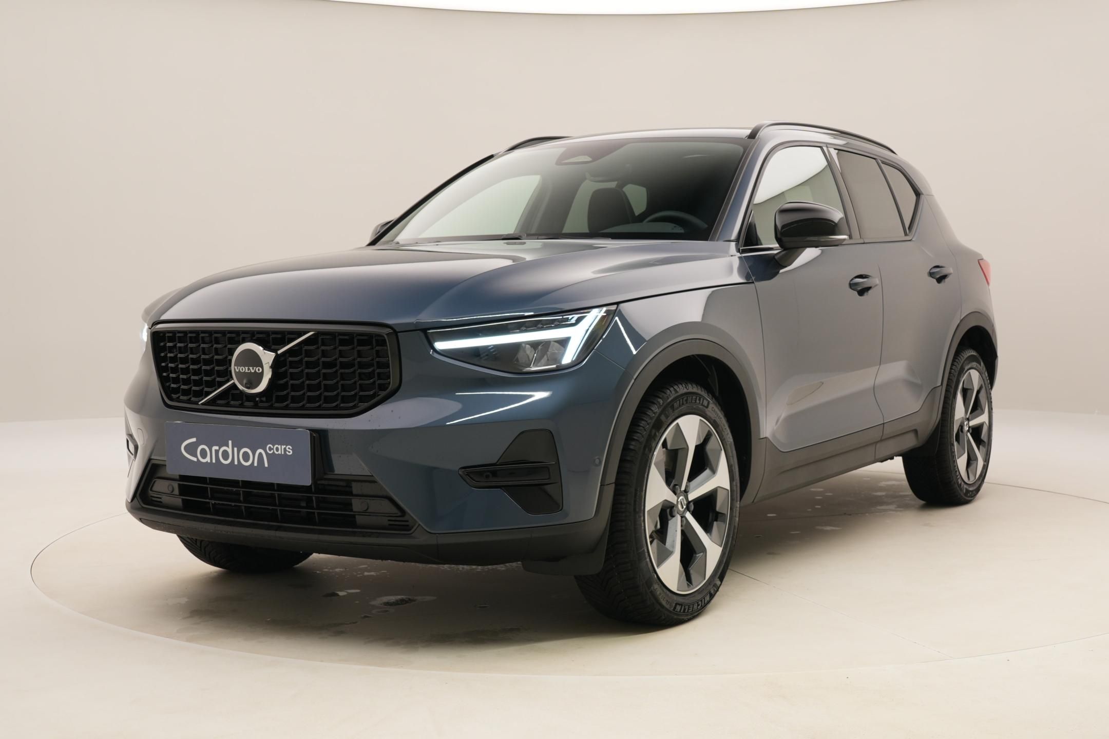 Volvo XC40, B3 AUT DARK ULTRA