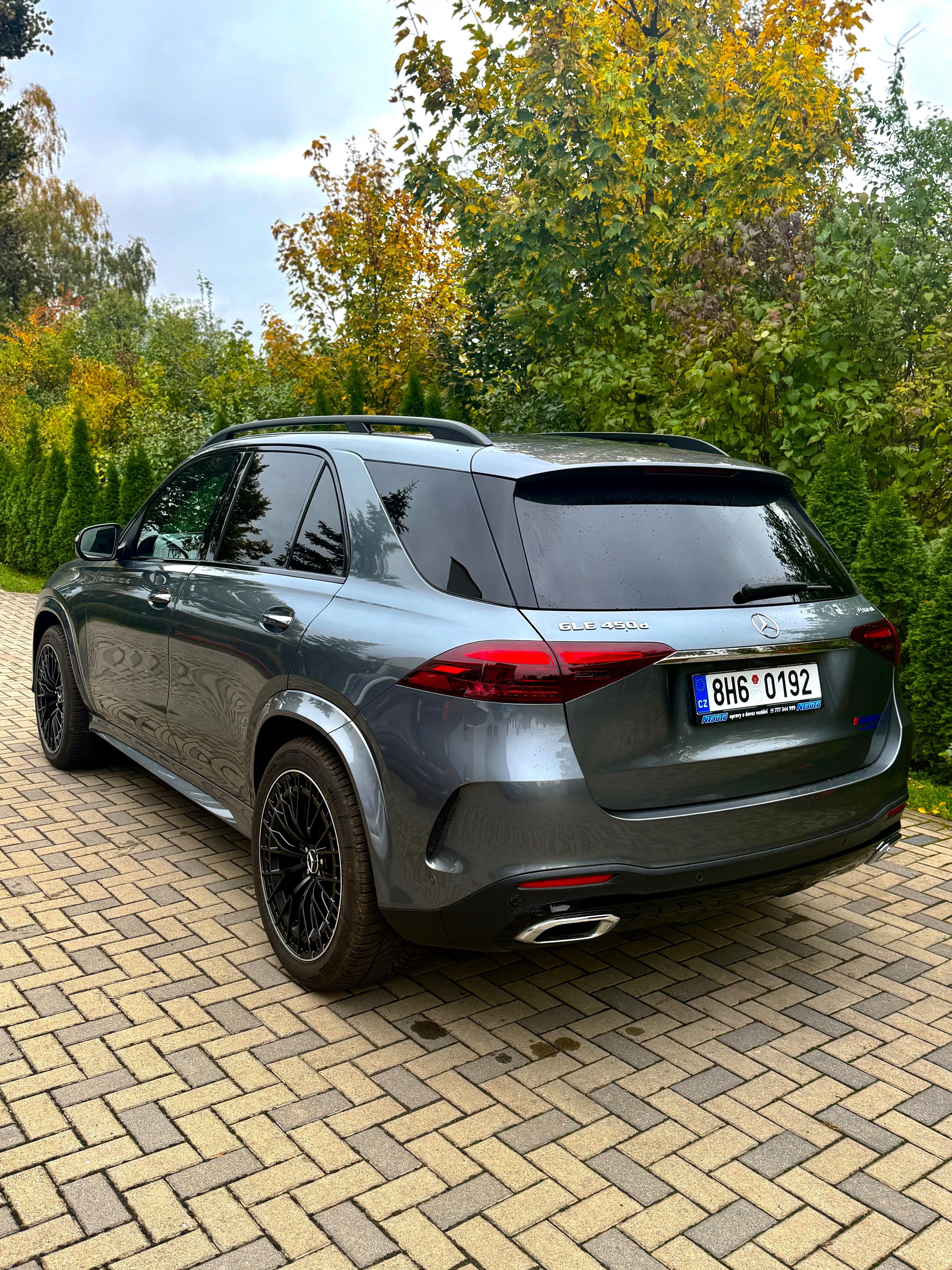 Mercedes-Benz GLE, 450D*vzduch*ABC*BURM*kůže*AHK - fotka 2