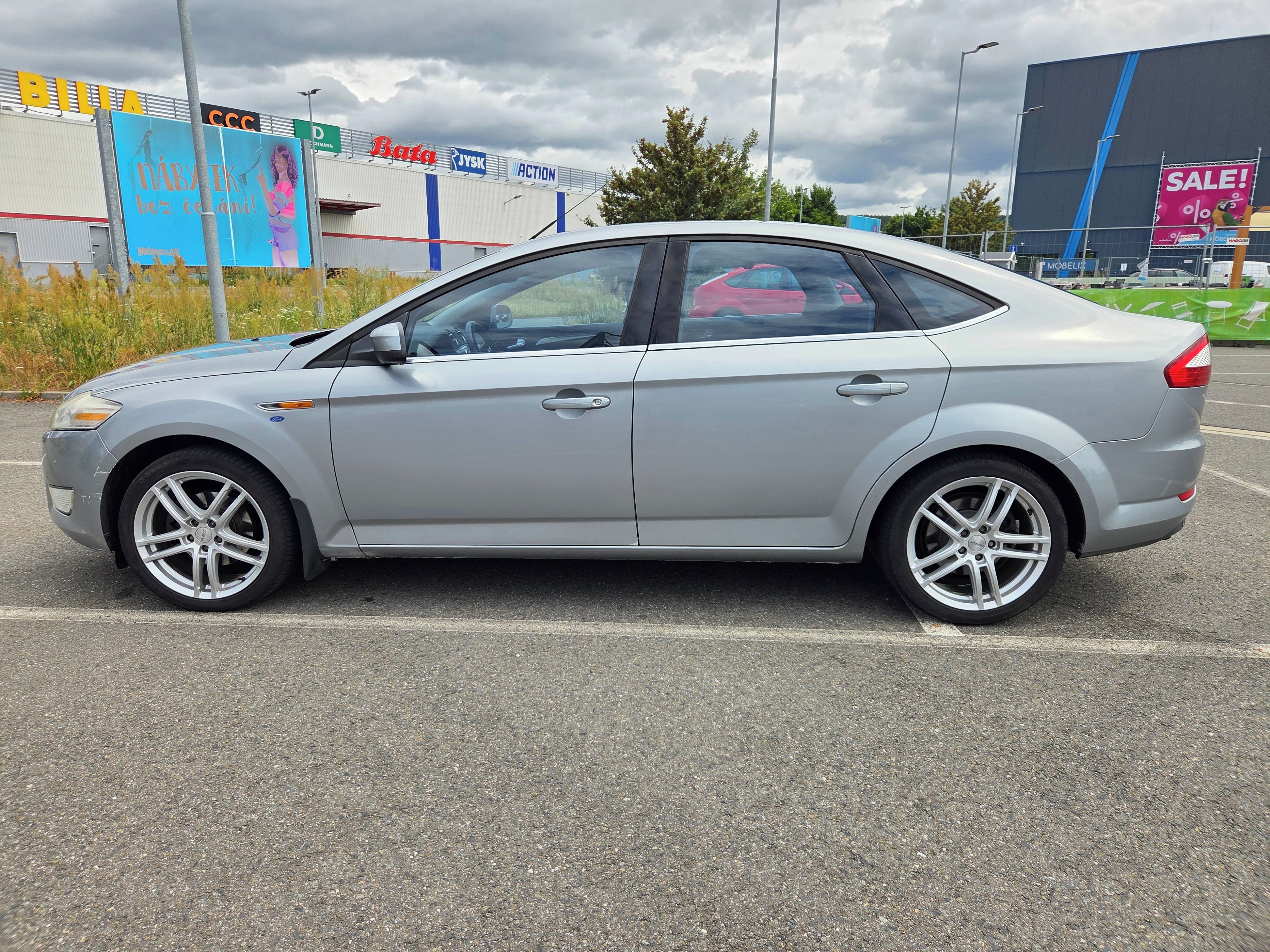 Ford Mondeo, Mk4 2.0 TDCi (103 kW) - fotka 2