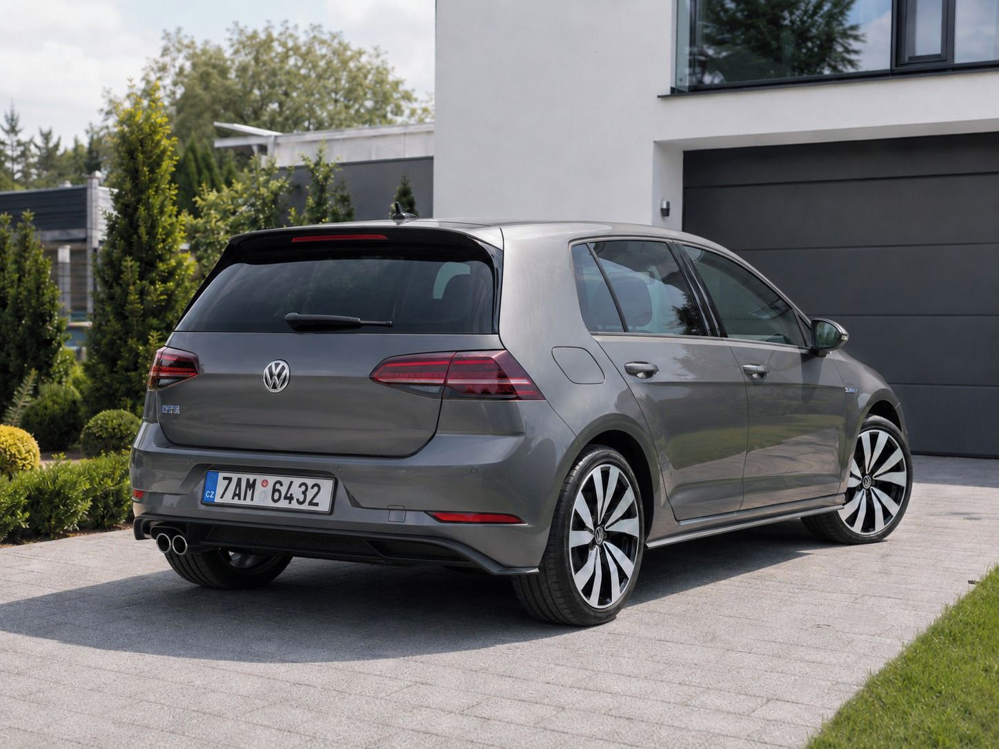 Volkswagen Golf, 1.4TSi GTE PlugIn Hybrid 150kW - fotka 2