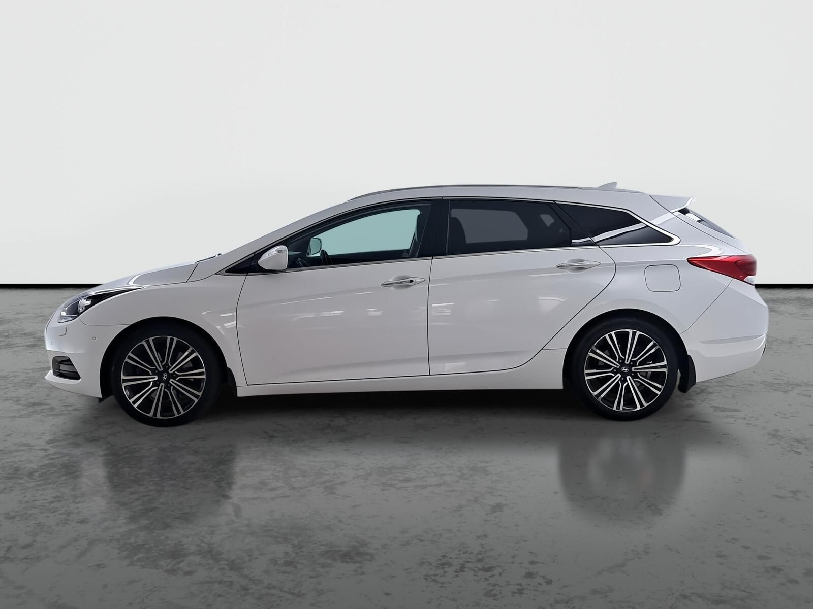 Hyundai i40, 1.7 CRDi, Automat, Kůže, Navi - fotka 3