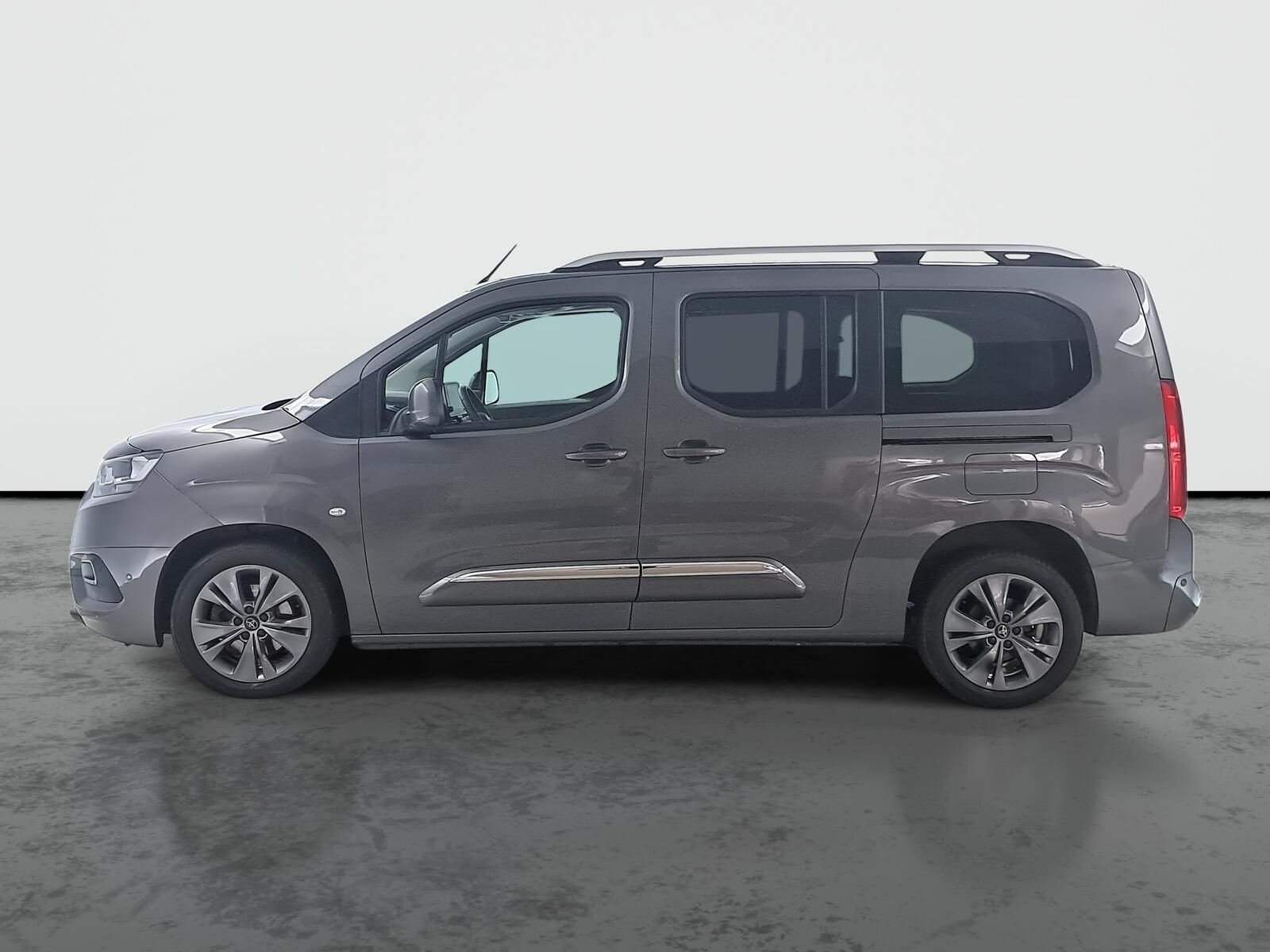 Toyota Proace City Verso, Maxi 1.5 D-4D, Family, 5Míst - fotka 3