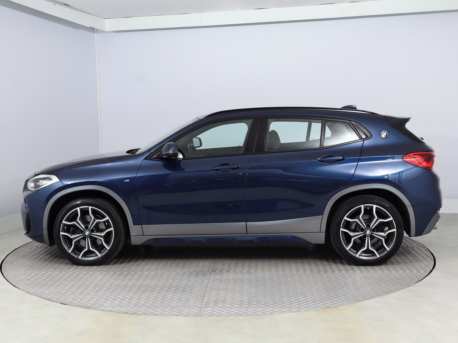 BMW X2, xDrive20d, M Paket, 4X4 - fotka 3