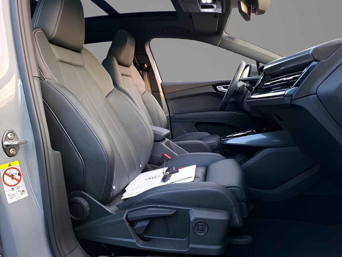 Audi Q4 e-tron, 45 195kW 82kWh Quattro S-Line - fotka 4