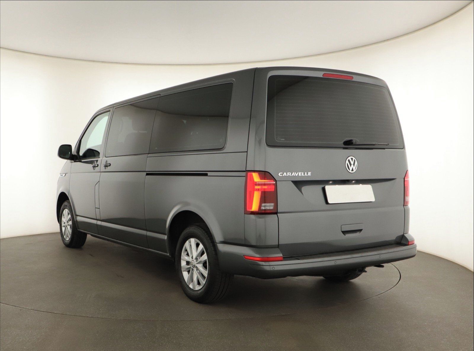 Volkswagen Caravelle, 2.0 TDI, 8 míst, LR - fotka 3