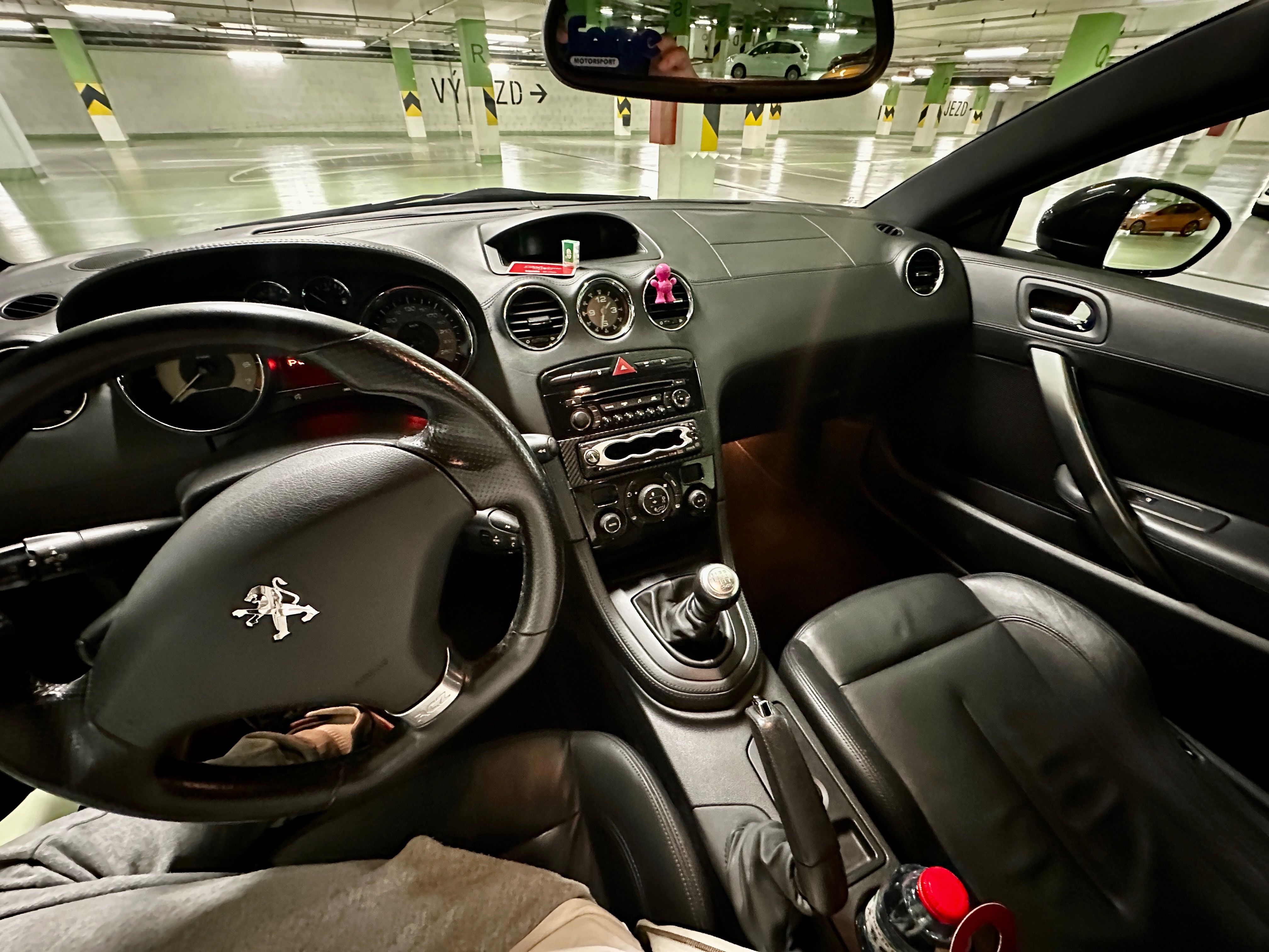 Peugeot RCZ, 1.6 200hp - fotka 5