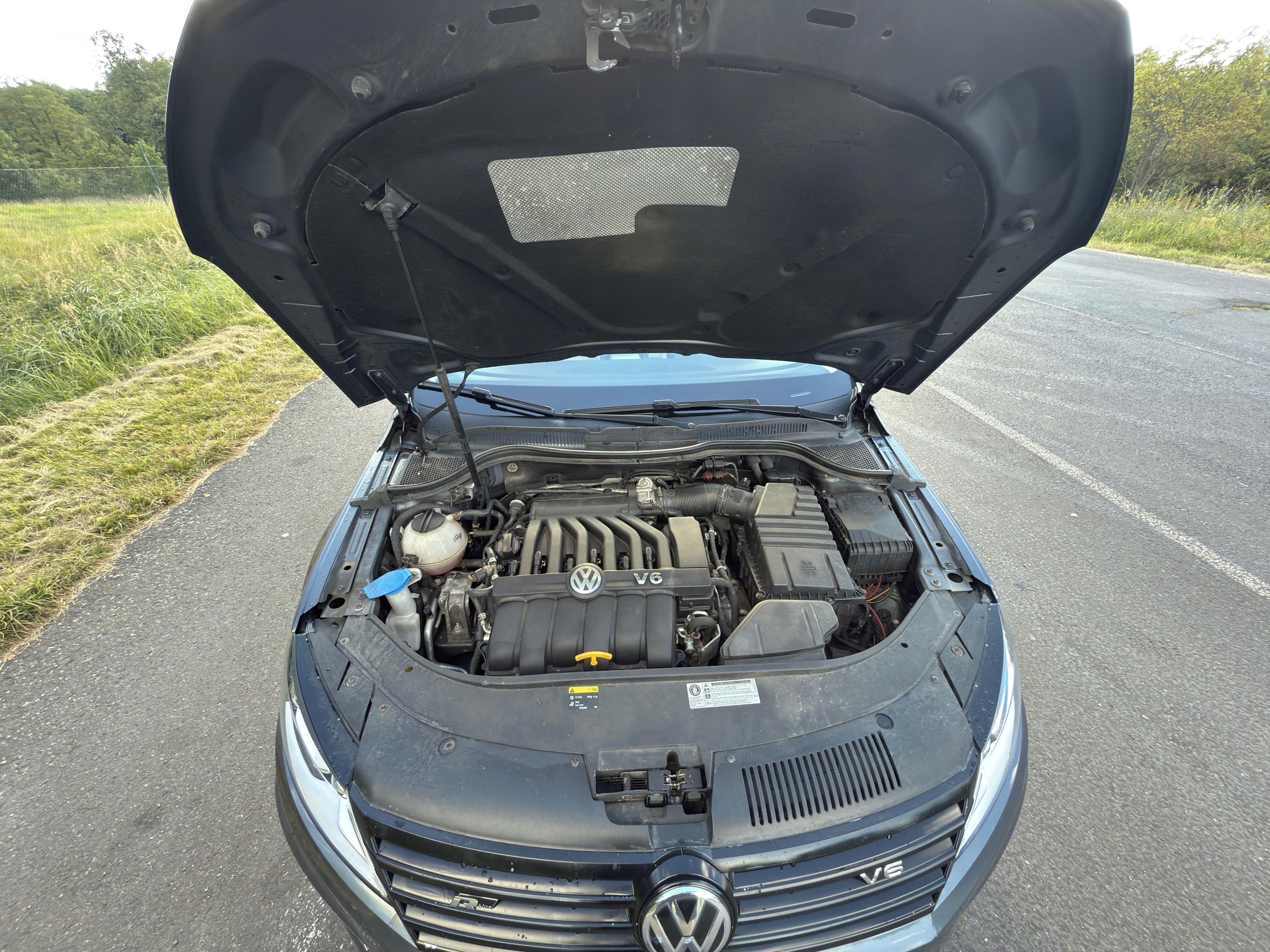 Volkswagen CC, R-Line, 3.6 V6 220kW - fotka 6