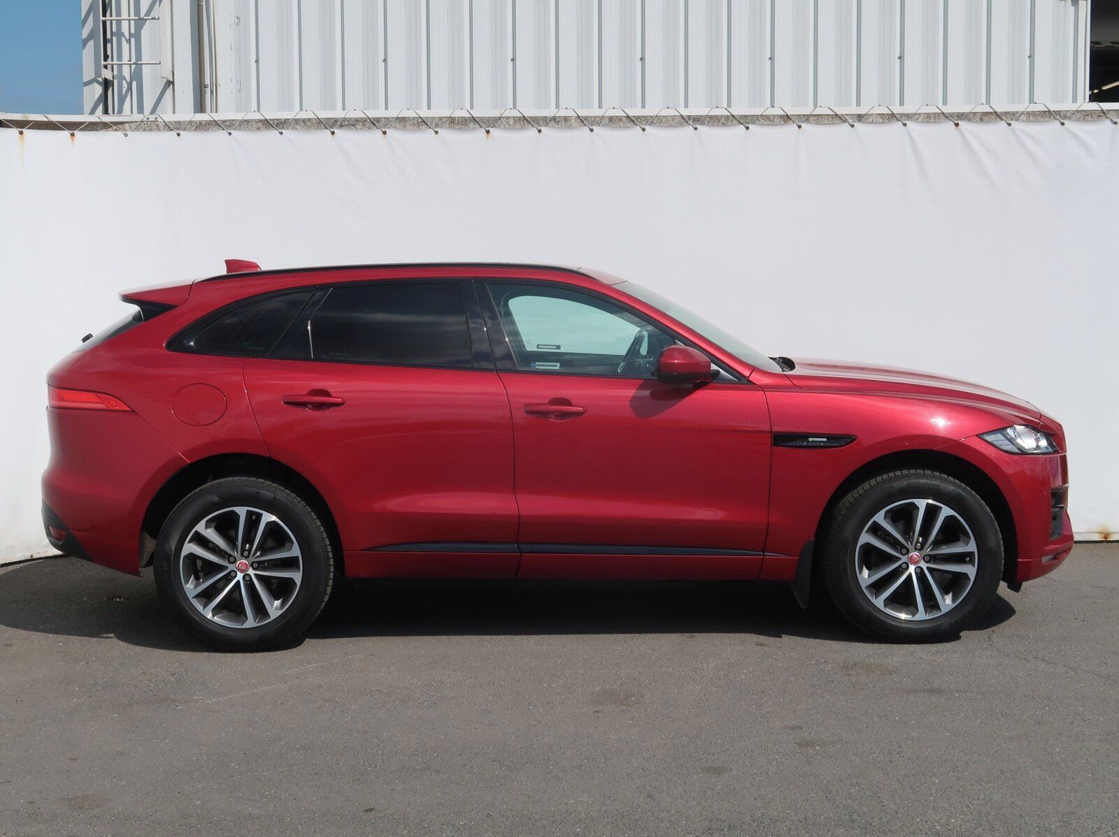 Jaguar F-Pace, 20d AWD, 4X4, Automat, Navi - fotka 6