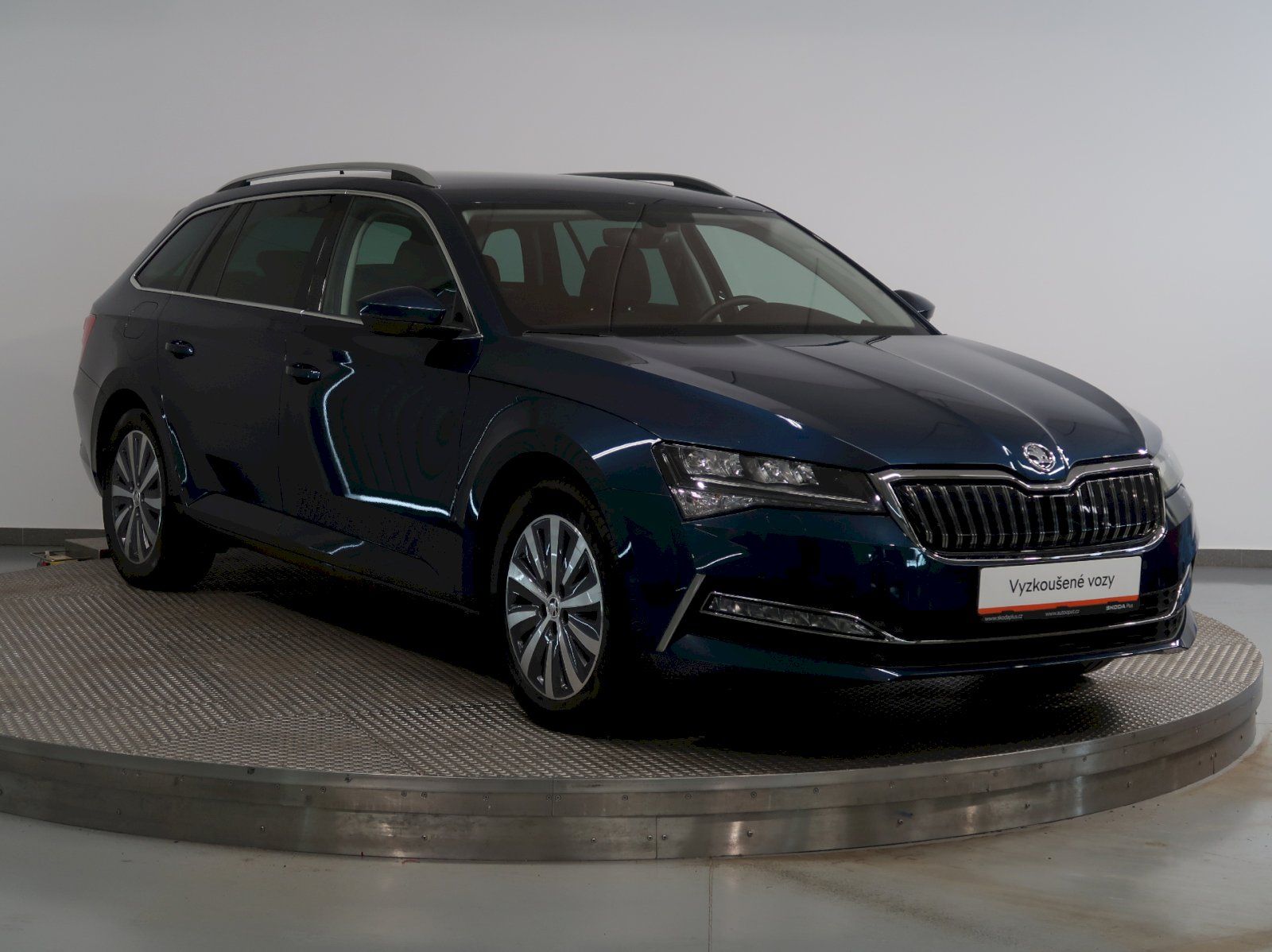 Škoda Superb, iV STYLE 1.4TSI 160KW DSG TAŽN - fotka 6