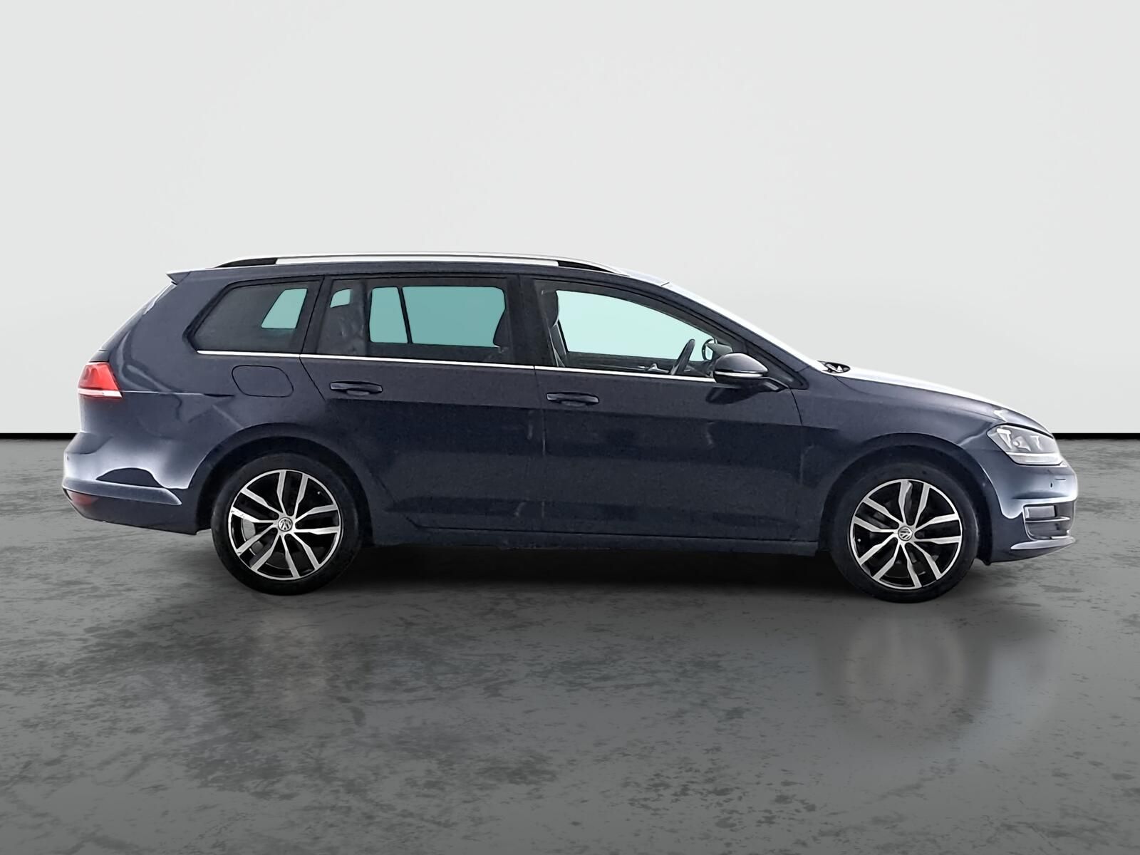 Volkswagen Golf, 2.0 TDI, Kožené sedačky - fotka 6