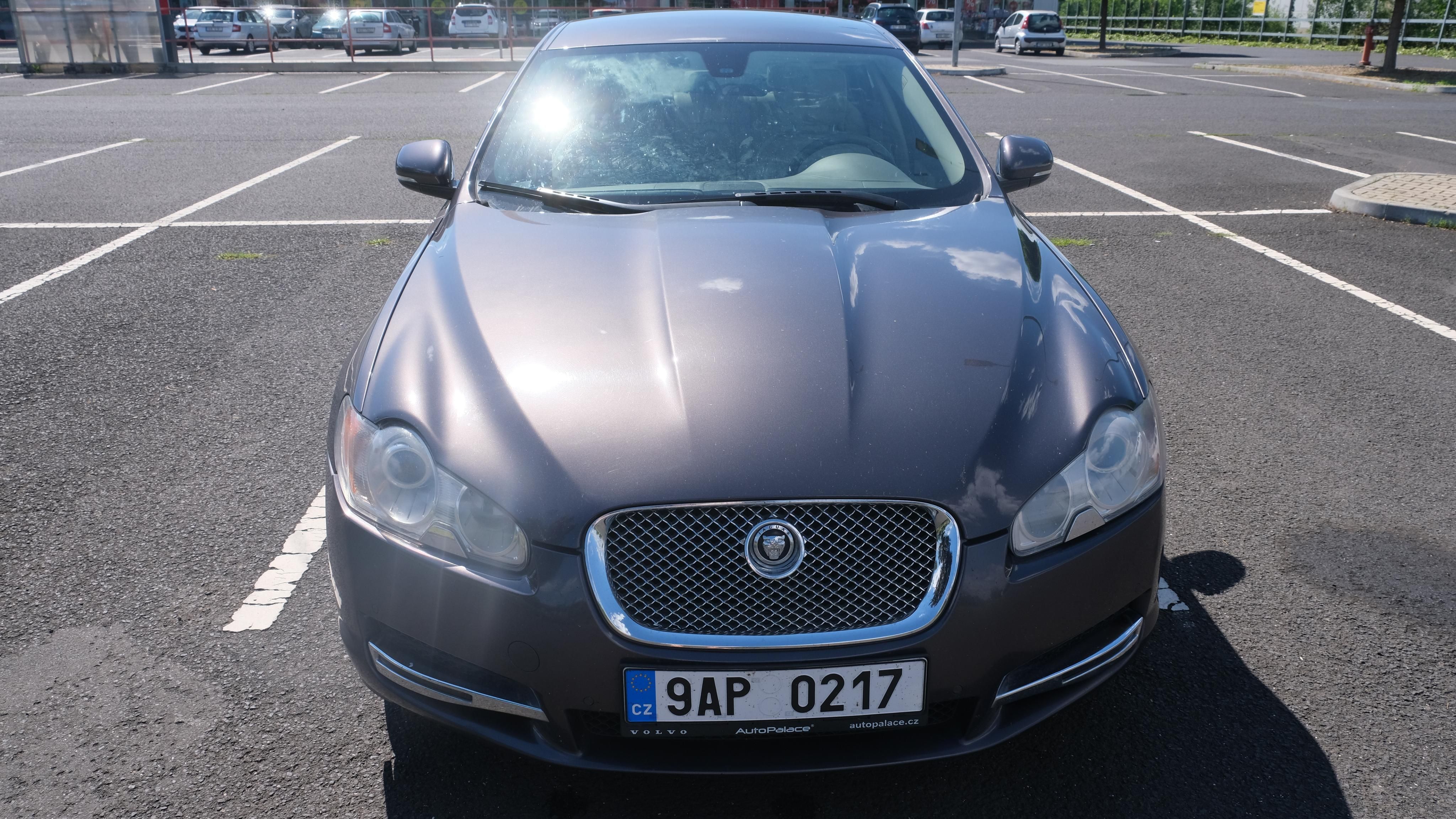 Jaguar XF - fotka 6