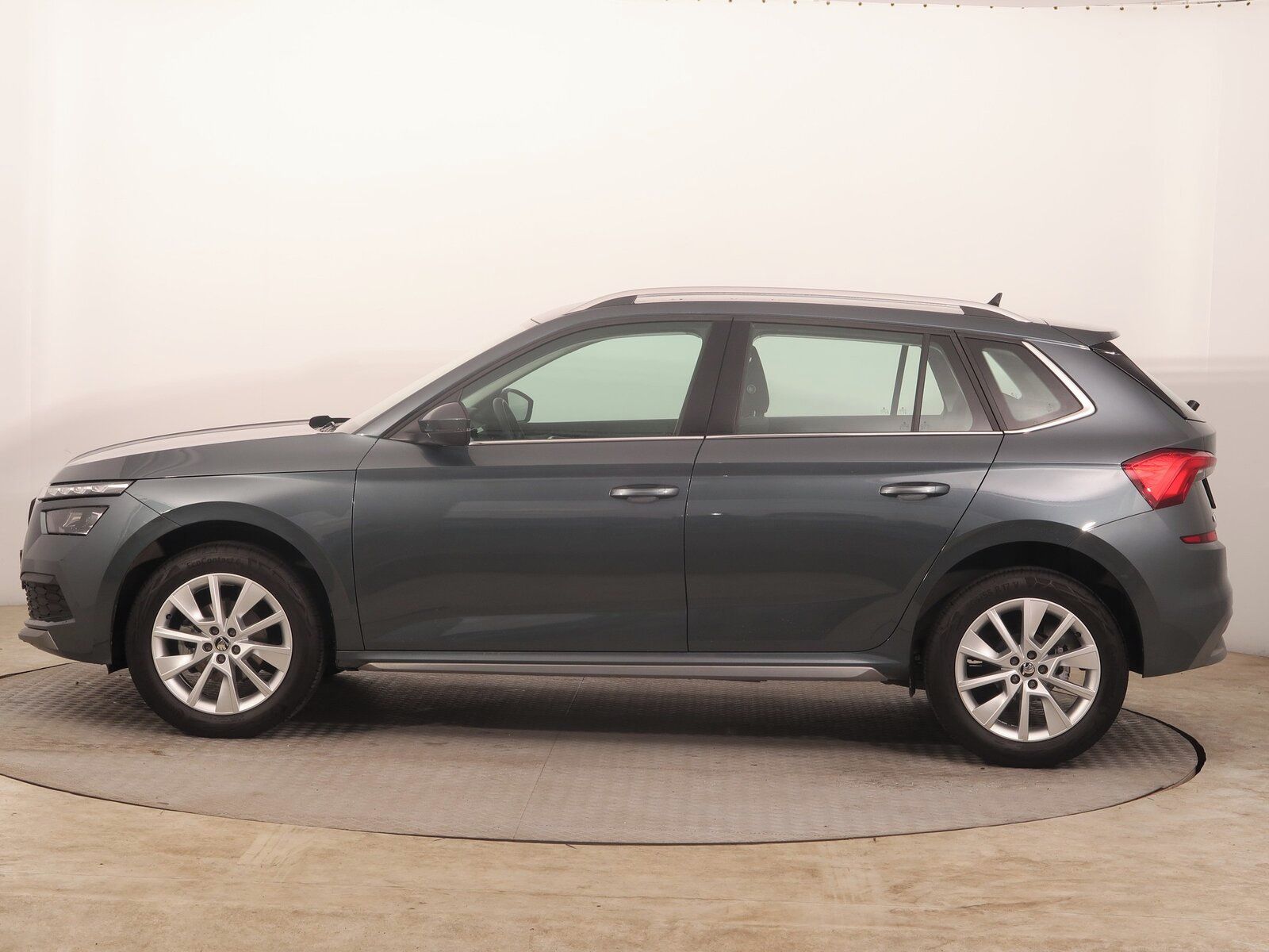 Škoda Kamiq, 1.5 TSI, ČR,1.maj, Serv.kniha - fotka 3