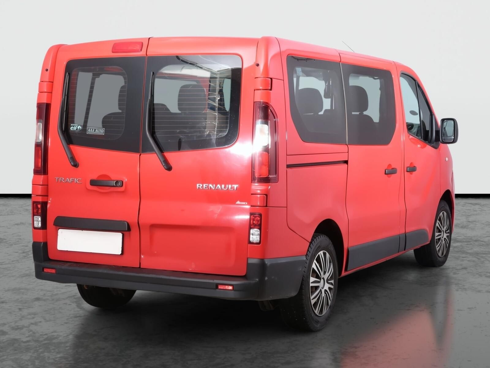 Renault Trafic, 1.6 dCi, Bus, 9Míst, Klima, ČR - fotka 5