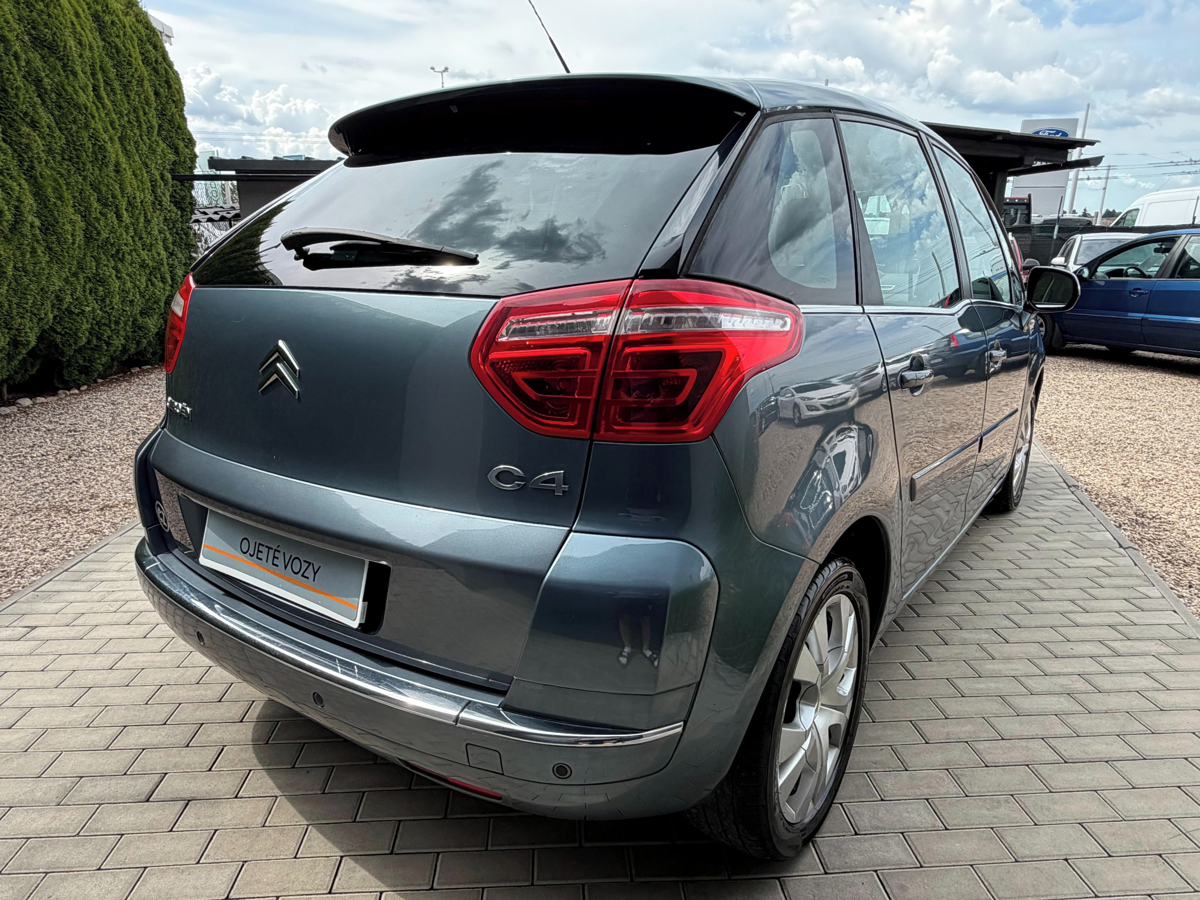 Citroën C4 Picasso, 1.6i 88KW, Výhřev, Senzory - fotka 4