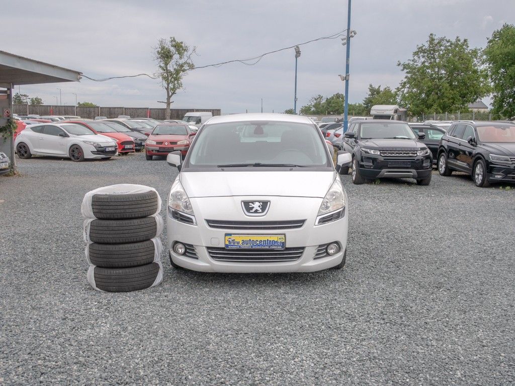 Peugeot 5008, 2.0HDI 110KW man– 2x PNEU - fotka 2