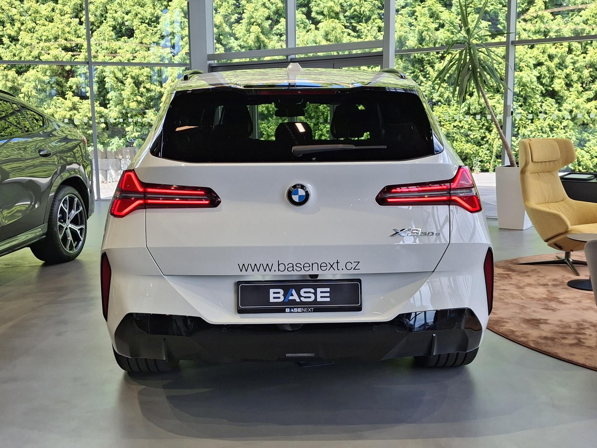 BMW X3, xDrive 30e M Sport - fotka 5
