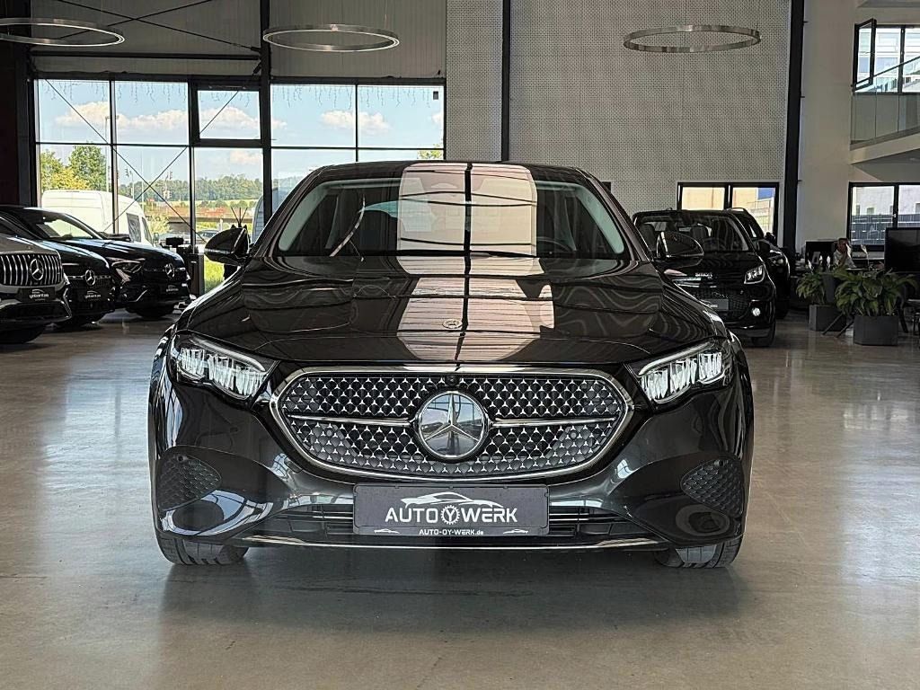 Mercedes-Benz Třídy E, 300 e Avantgarde*Kamera*Navi* - fotka 5
