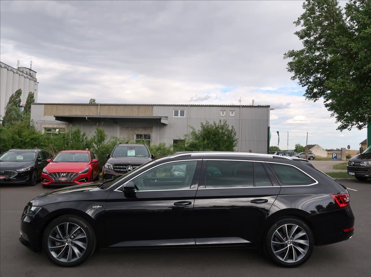 Škoda Superb, 2,0 TSi,200kW,NovéČR,L&K,4x4 - fotka 6