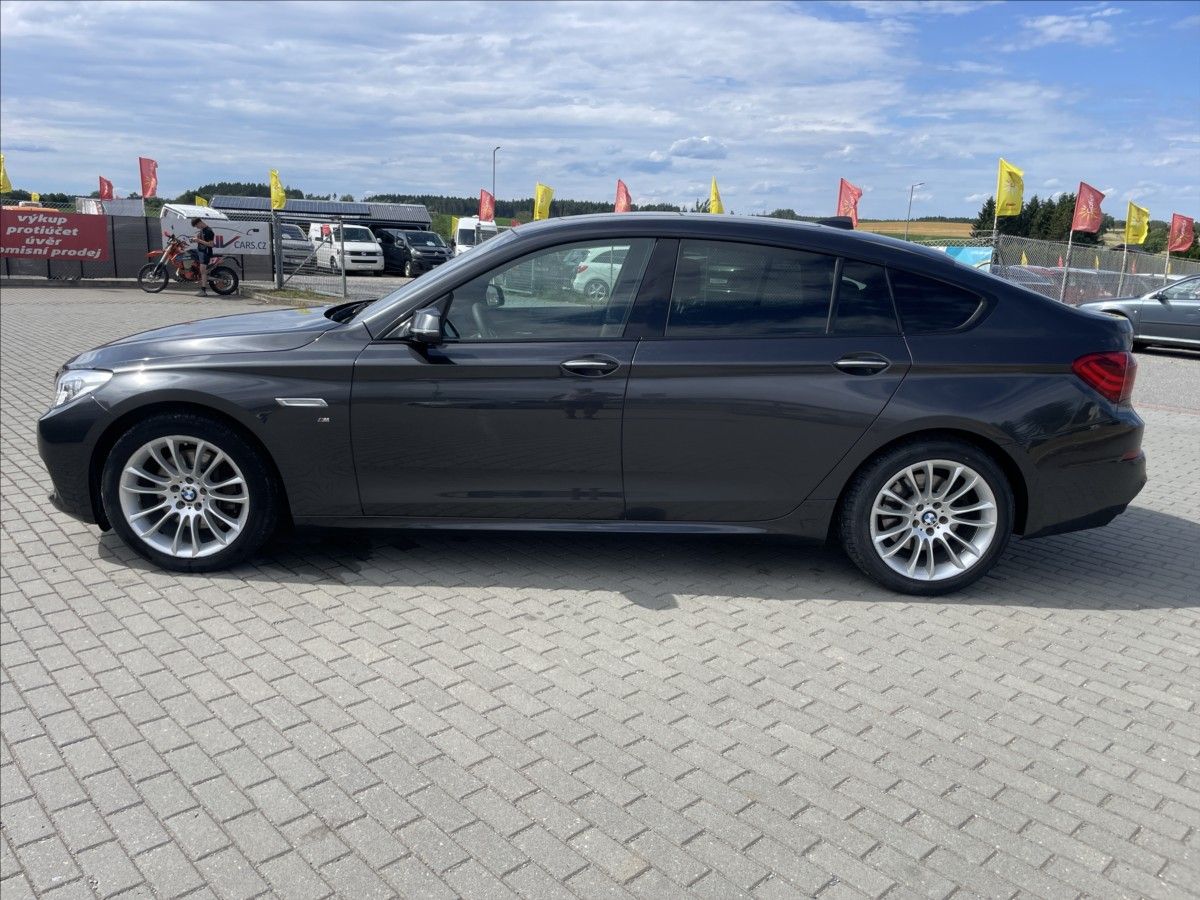 BMW Řada 5, 3,0 GT 190kw 530d M-Paket Pano - fotka 2