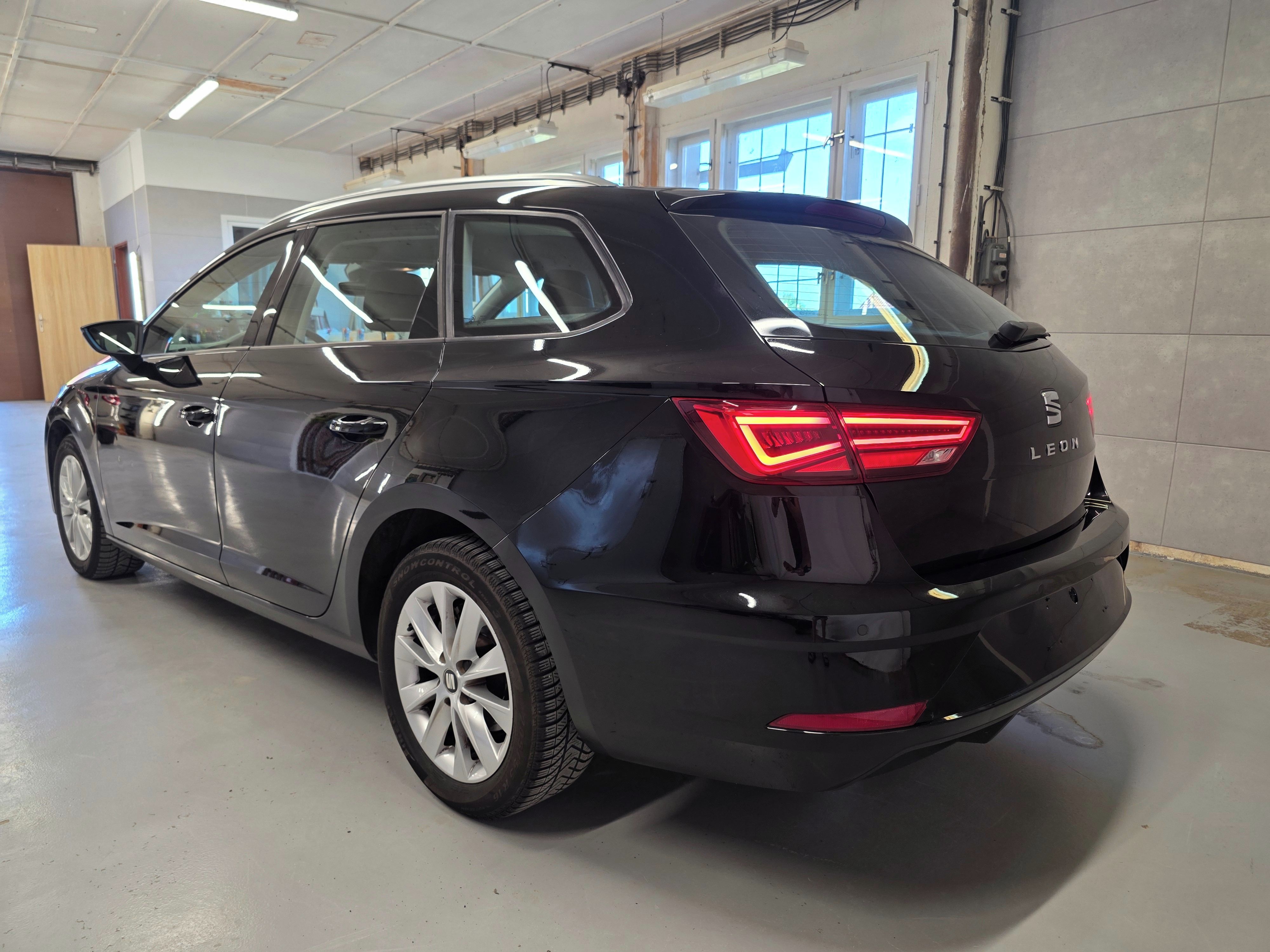 Seat Leon, SEAT LEON ST 1.6 TDI | DPH - fotka 6