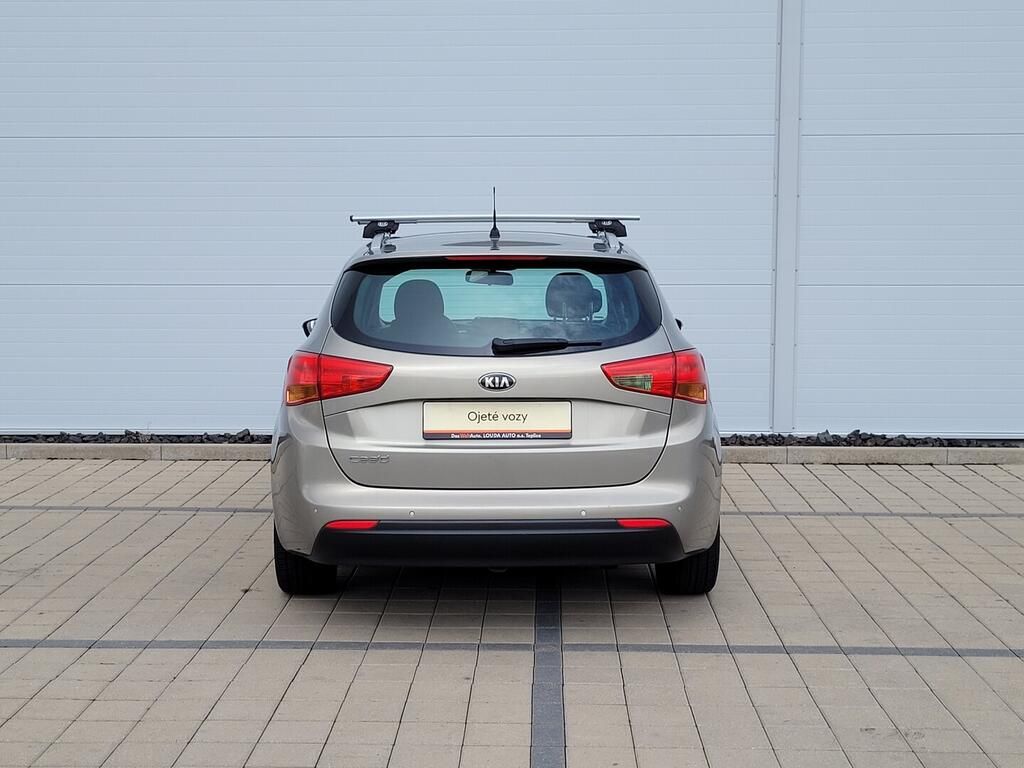 Kia Cee´d, 1.6 GDI 99 kW - fotka 6