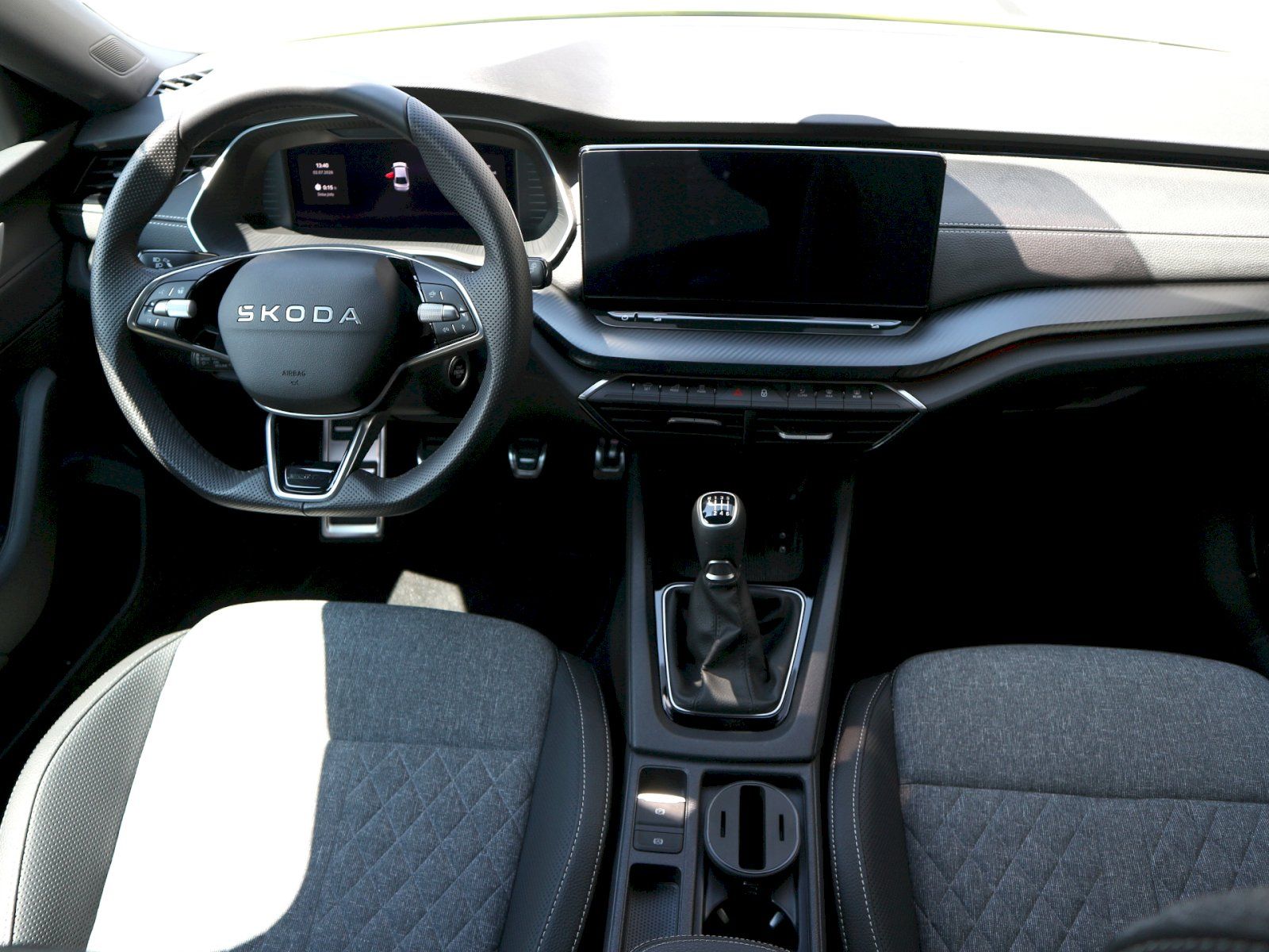 Škoda Octavia, TSI 1.5/110kW SportLine - fotka 5