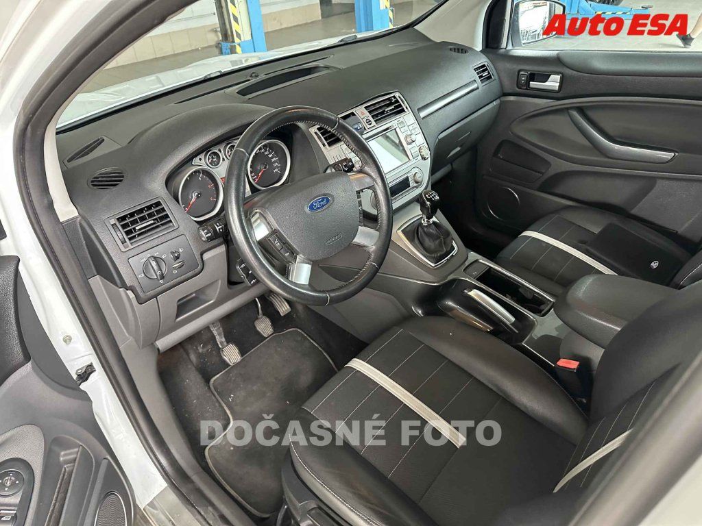 Ford Kuga, 2.0 TDCi,ČR - fotka 3