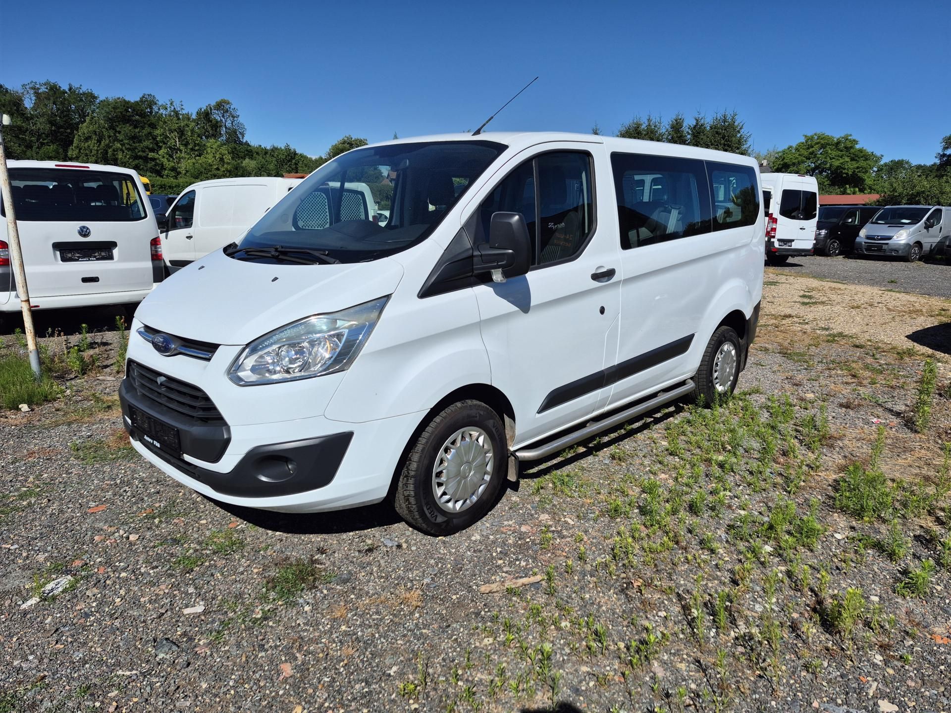 Ford Transit Custom, 2.2Tdci 9 míst