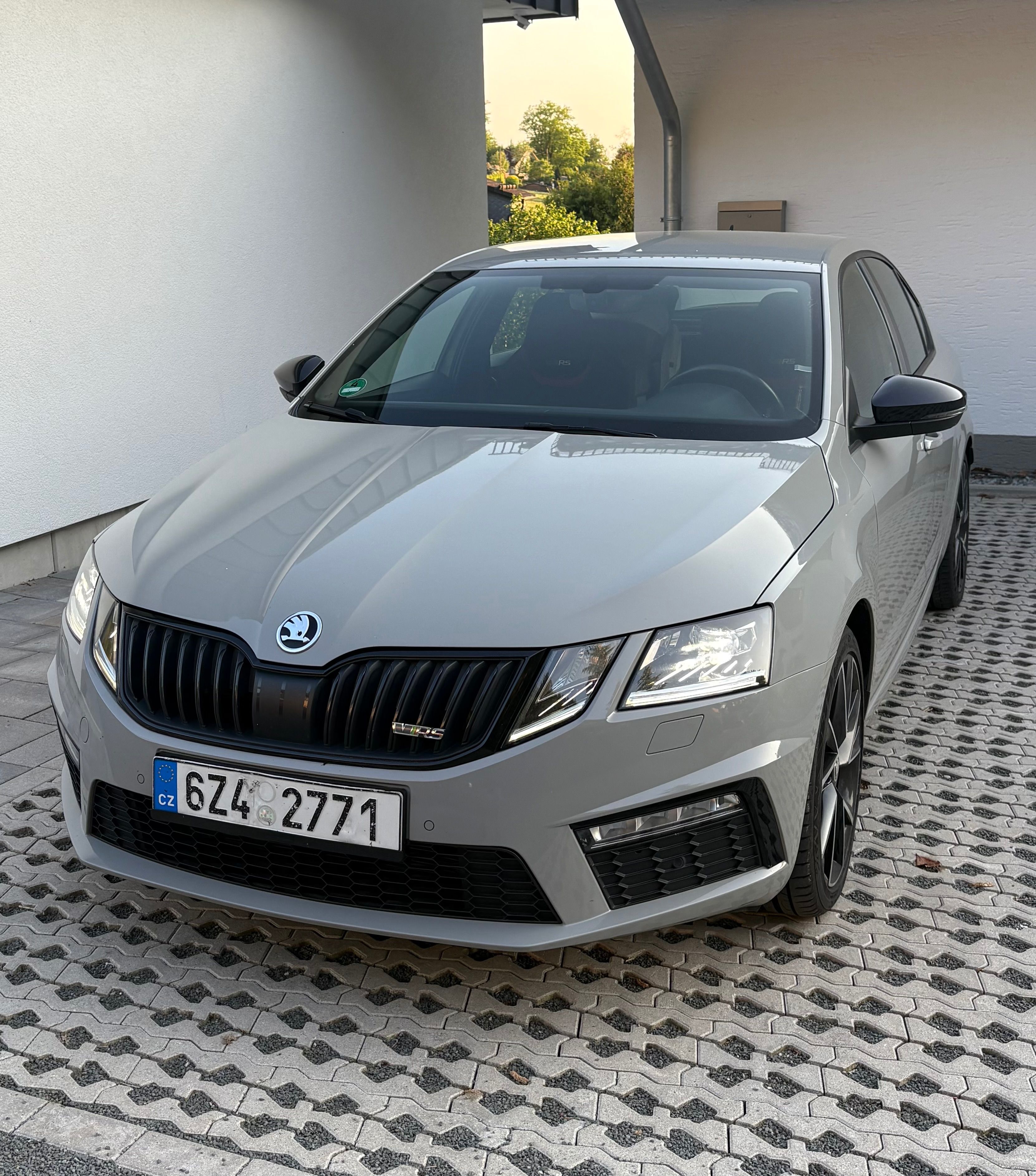 Škoda Octavia, RS 2.0 TSI 245 k - fotka 3