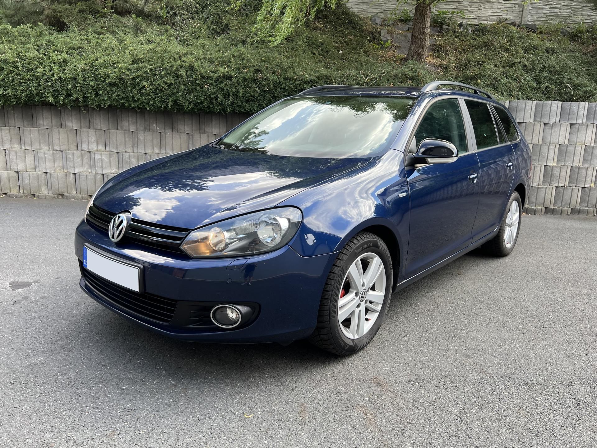 Volkswagen Golf, 1.2 TSi 77 kW PO ROZVODECH - fotka 2